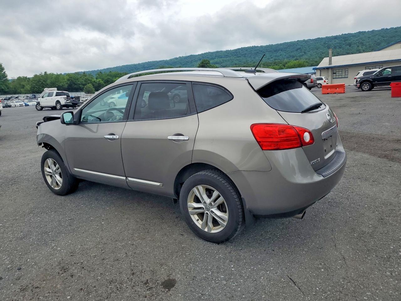 2012 Nissan Rogue Beige vin: JN8AS5MV5CW707795