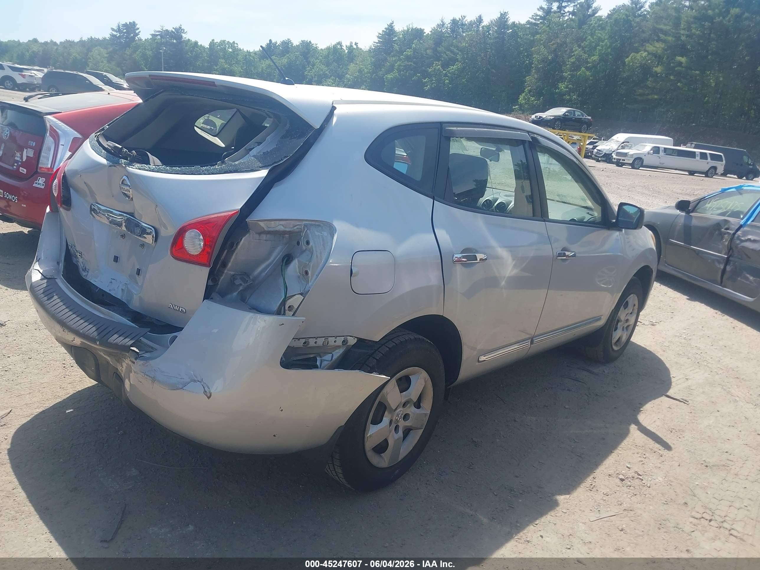2012 Nissan Rogue S Silver vin: JN8AS5MV5CW709952