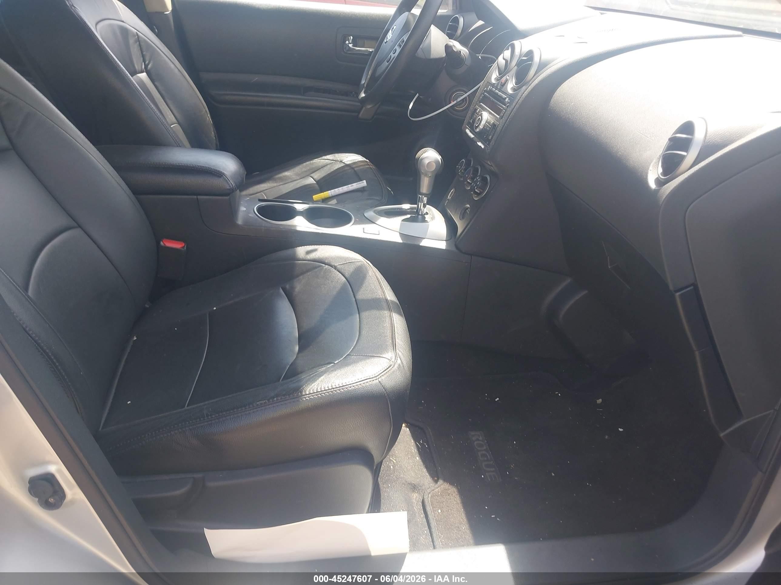 2012 Nissan Rogue S Silver vin: JN8AS5MV5CW709952