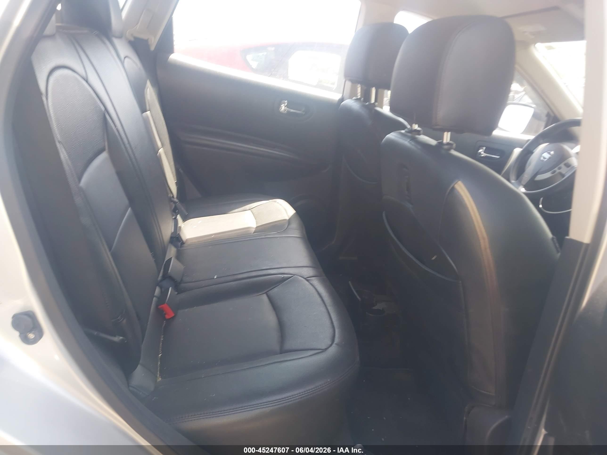 2012 Nissan Rogue S Silver vin: JN8AS5MV5CW709952