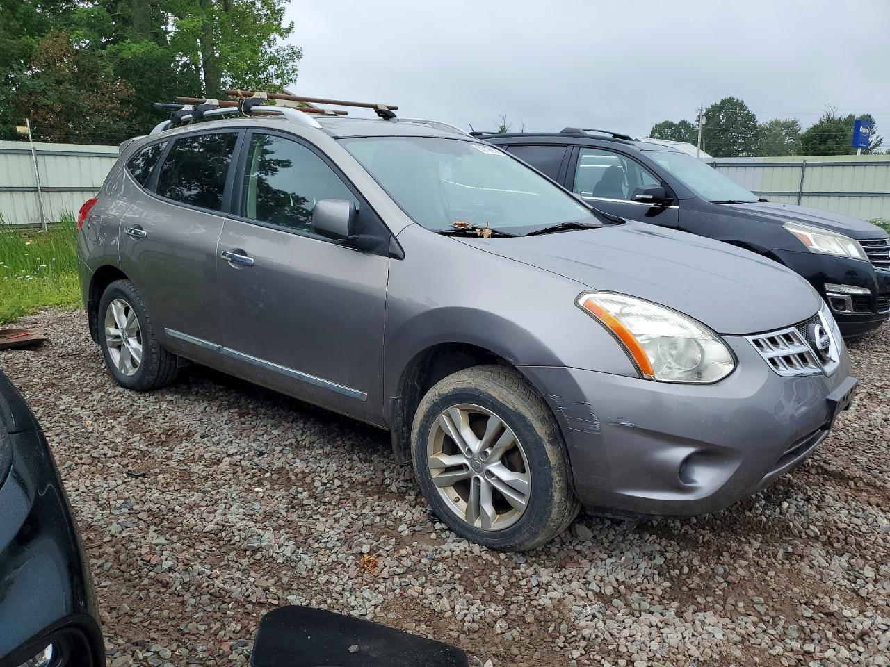 2012 Nissan Rogue S Silver vin: JN8AS5MV5CW712429