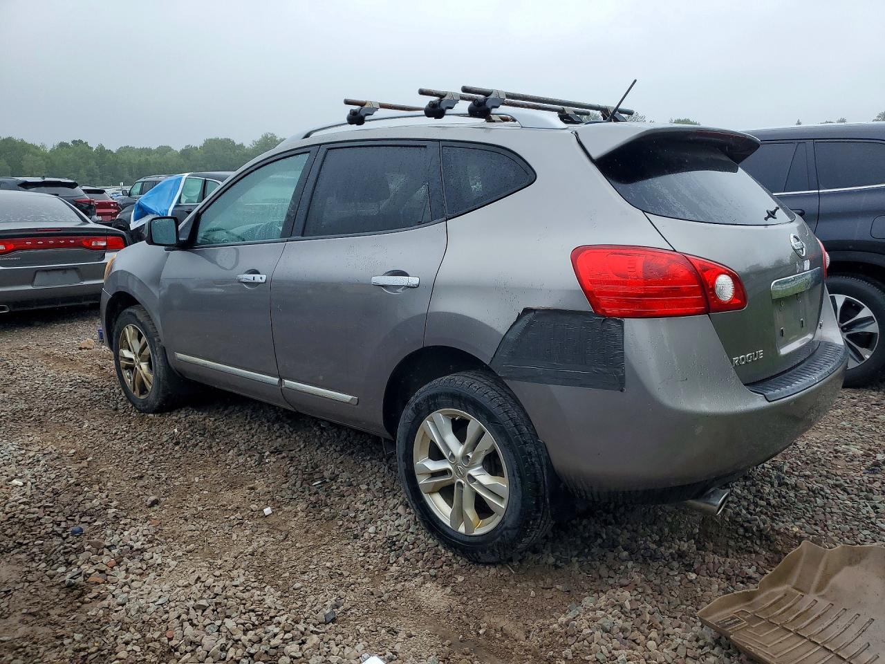 2012 Nissan Rogue S Silver vin: JN8AS5MV5CW712429
