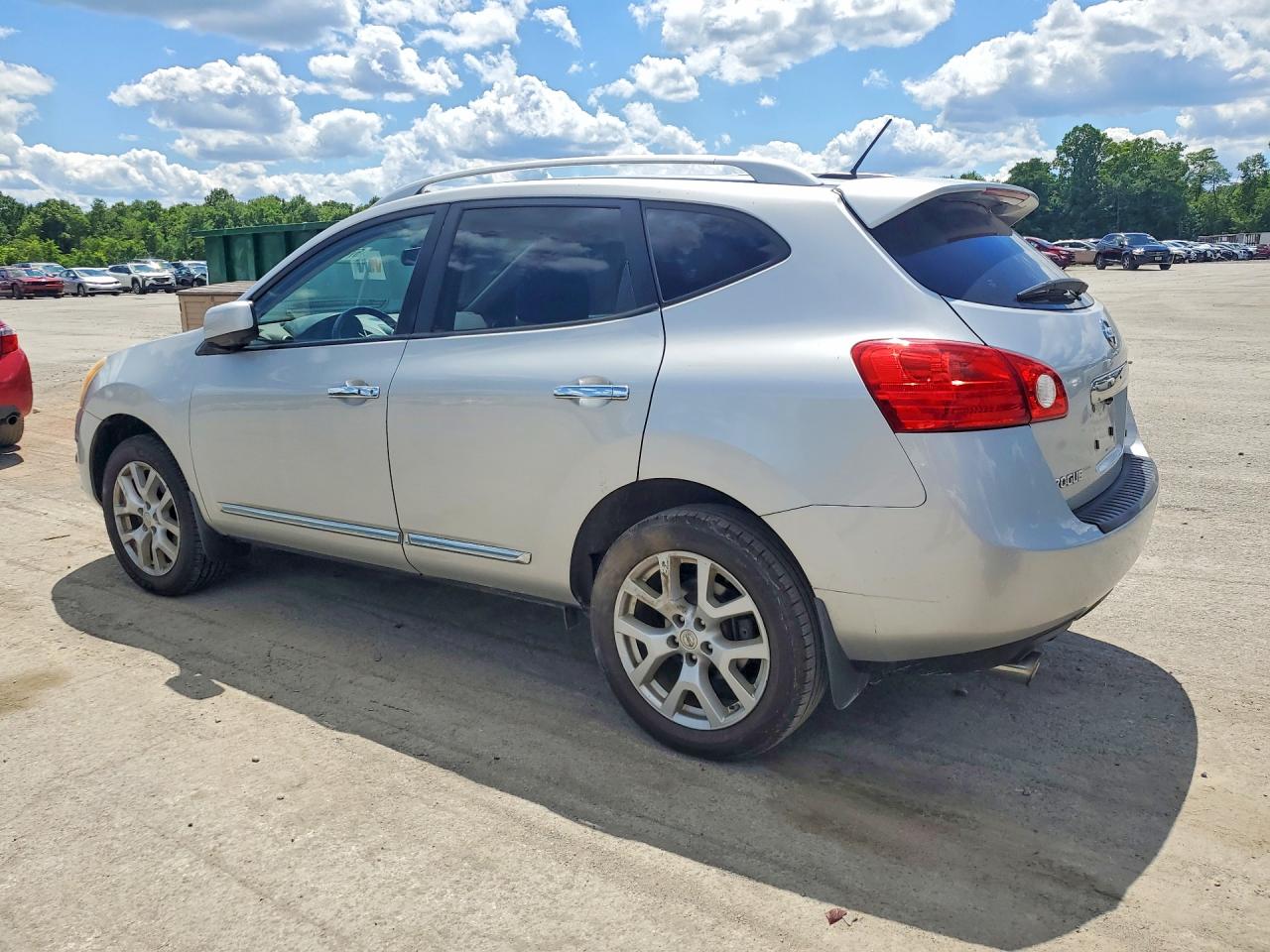 2013 Nissan Rogue S Silver vin: JN8AS5MV5DW122362