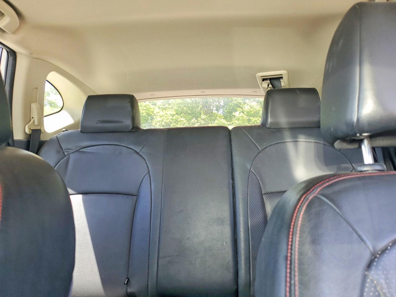 2013 Nissan Rogue S Silver vin: JN8AS5MV5DW122362