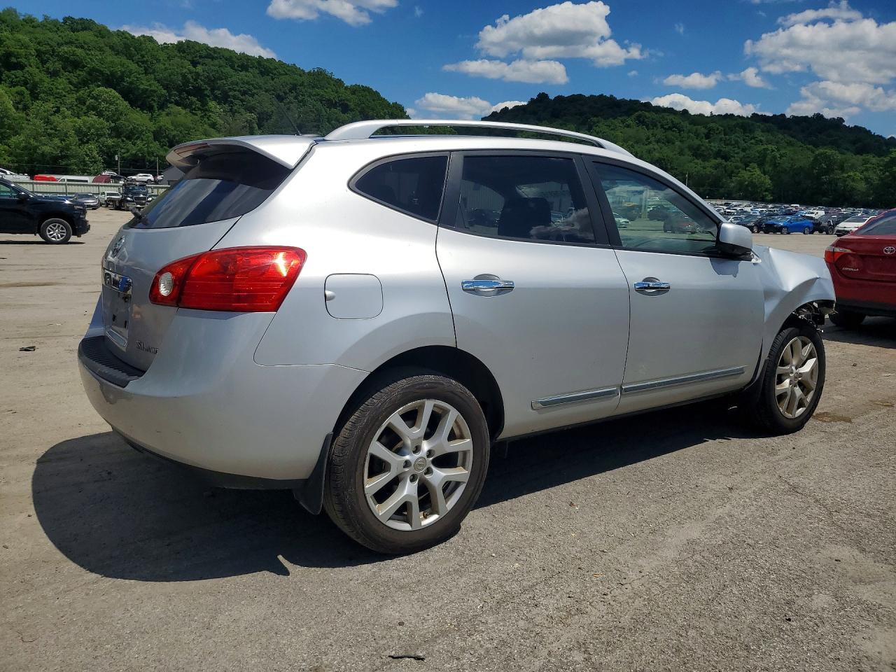 2013 Nissan Rogue S Silver vin: JN8AS5MV5DW122362