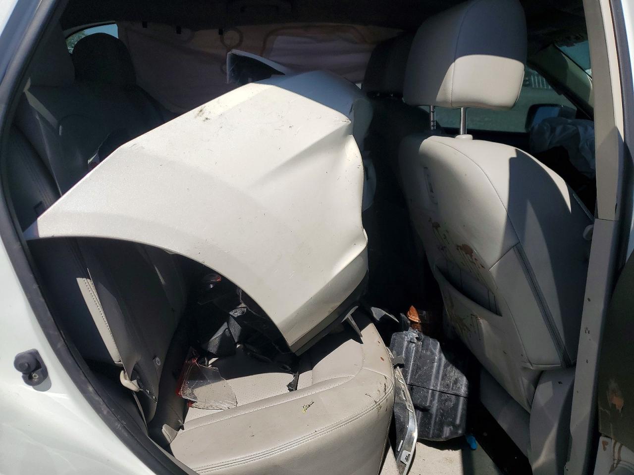 2013 Nissan Rogue S White vin: JN8AS5MV5DW139808