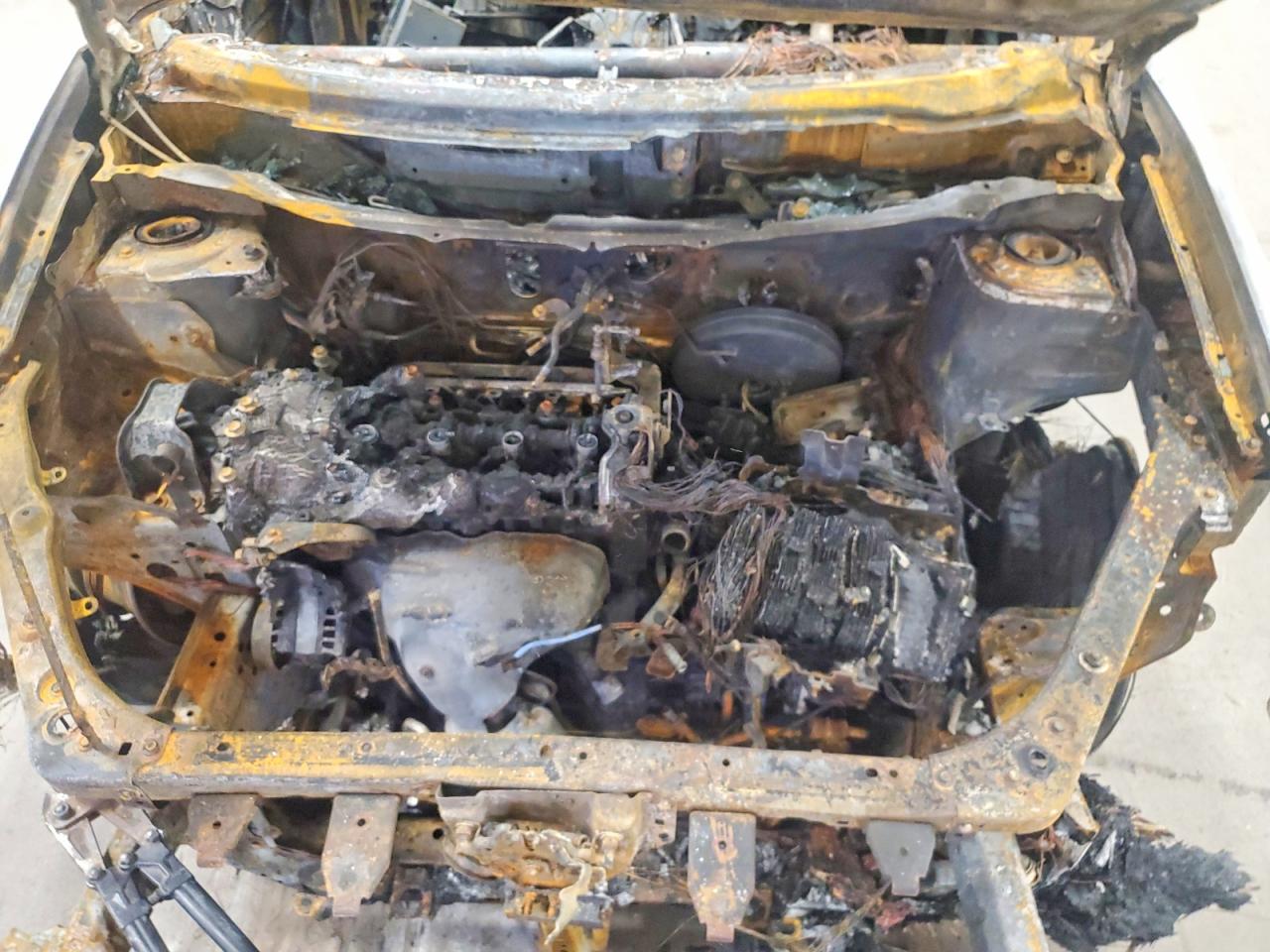2013 Nissan Rogue S Burn vin: JN8AS5MV5DW604040