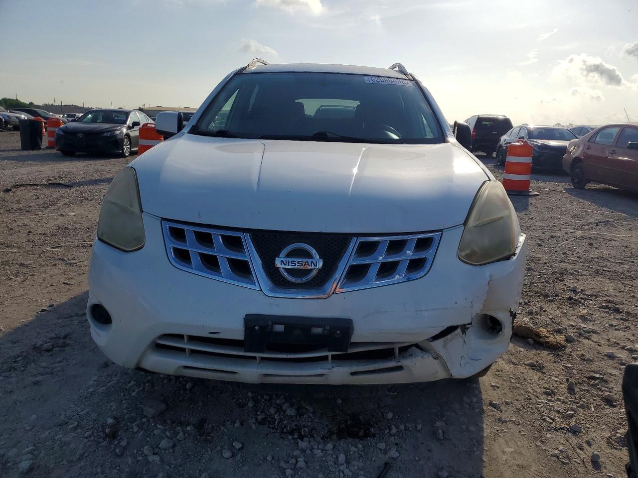 2013 Nissan Rogue S White vin: JN8AS5MV5DW624434