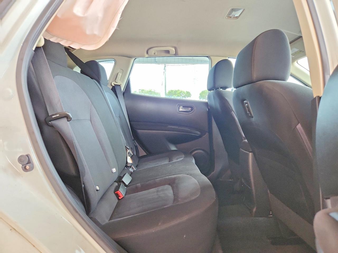 2013 Nissan Rogue S White vin: JN8AS5MV5DW632579