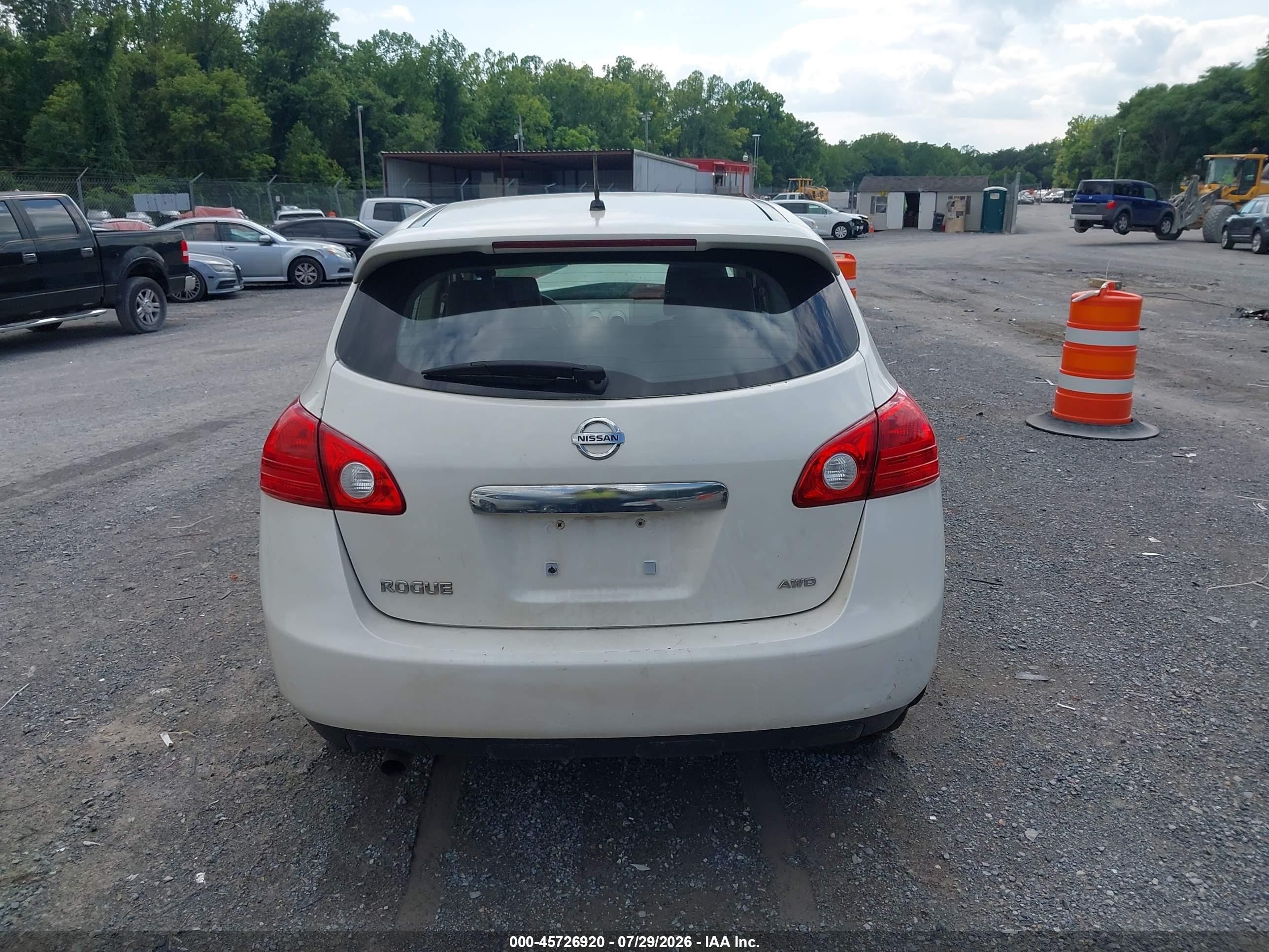 2013 Nissan Rogue S Белый vin: JN8AS5MV5DW649415