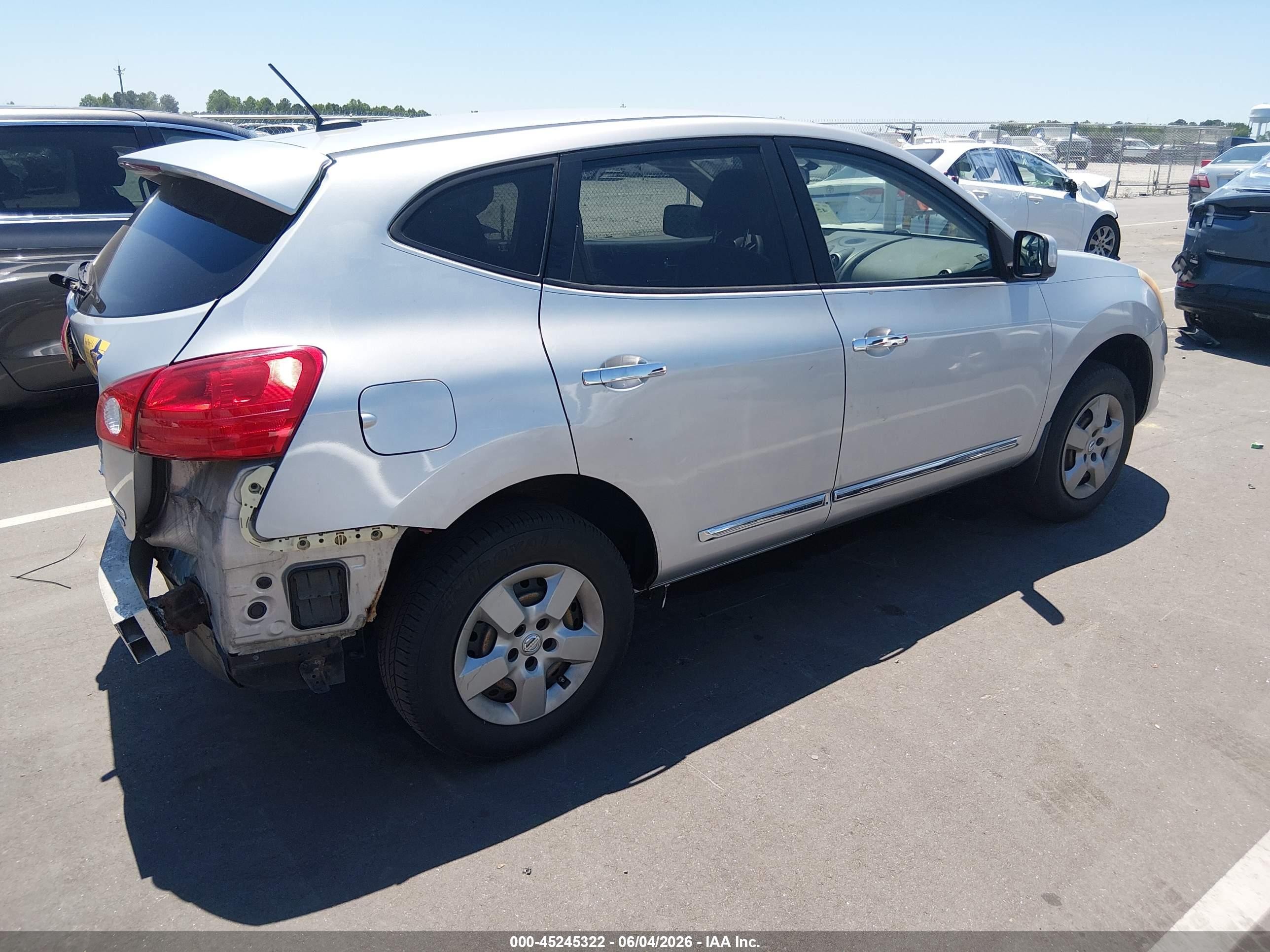 2013 Nissan Rogue S Серебряный vin: JN8AS5MV5DW653044
