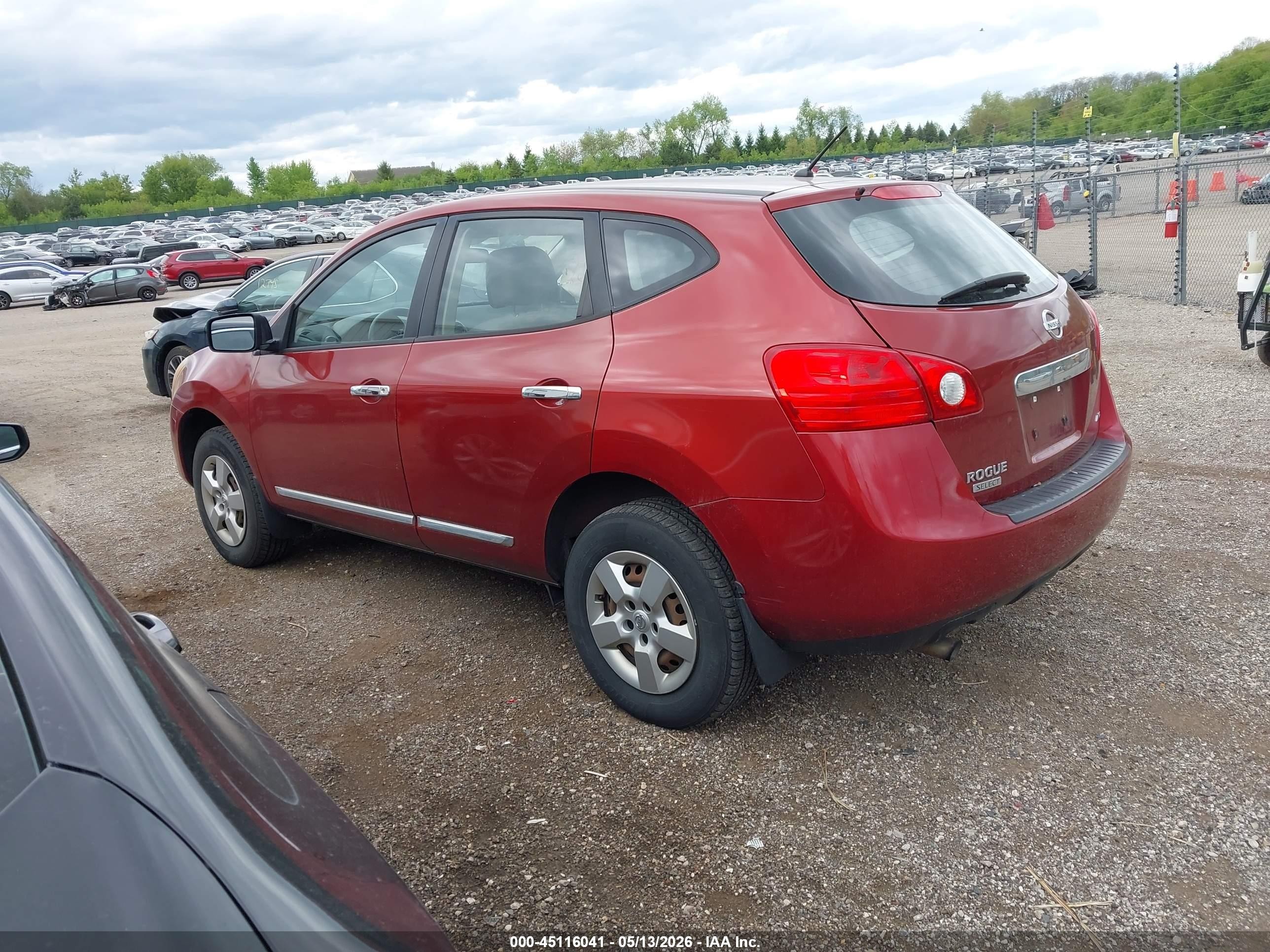 2014 Nissan Rogue Select S Red vin: JN8AS5MV5EW700588