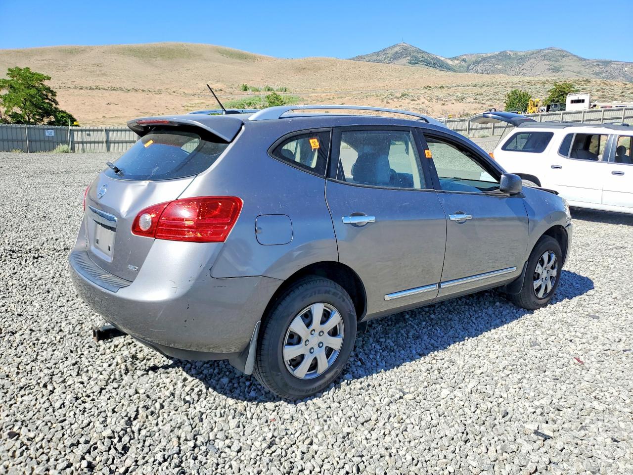 2015 Nissan Rogue Select S Gray vin: JN8AS5MV5FW253021
