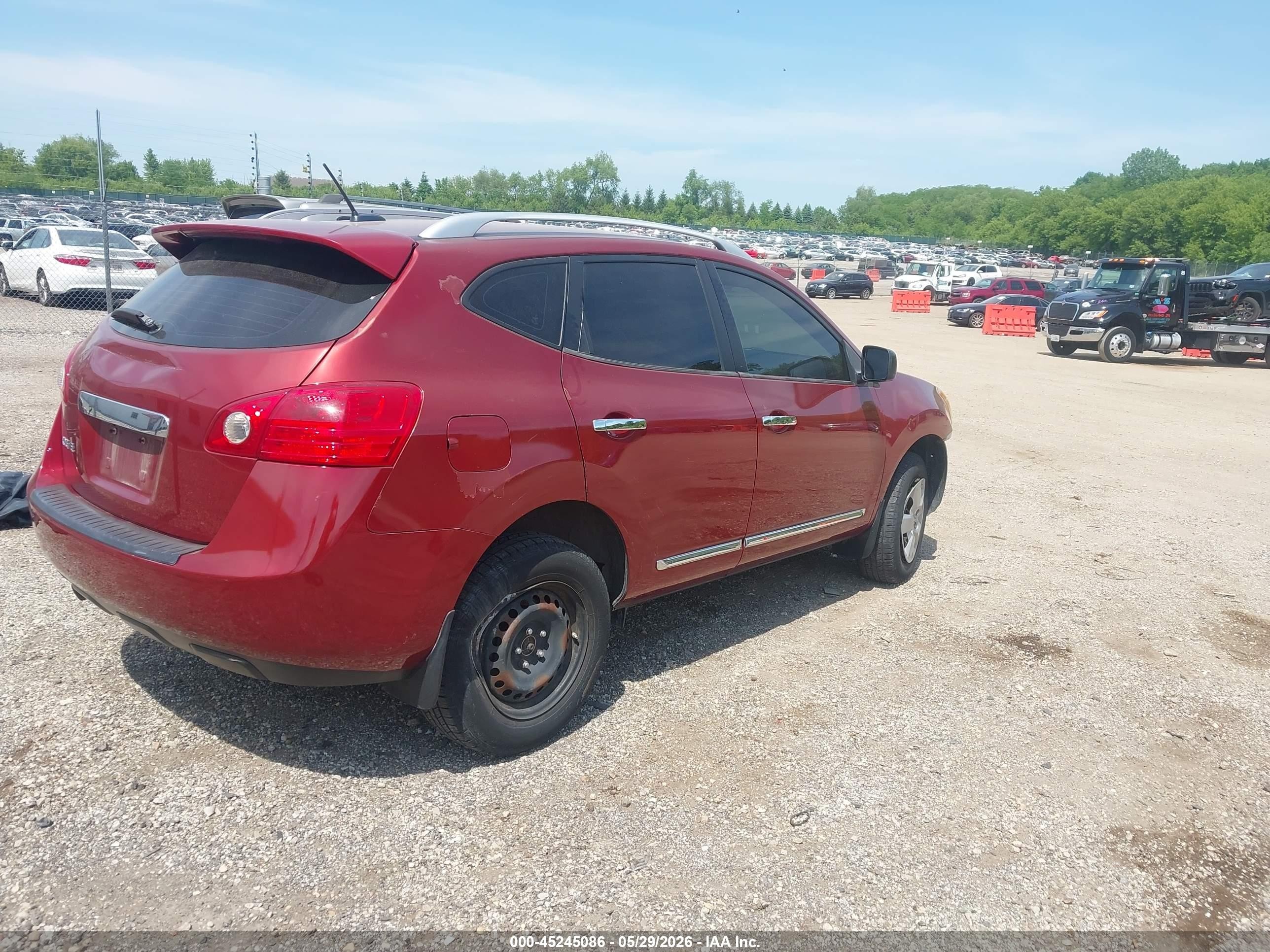 2015 Nissan Rogue Select S Red vin: JN8AS5MV5FW750912