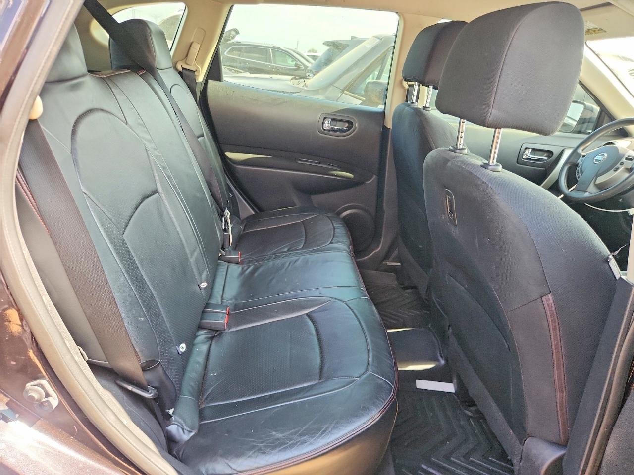 2015 Nissan Rogue Select S Brown vin: JN8AS5MV5FW751400