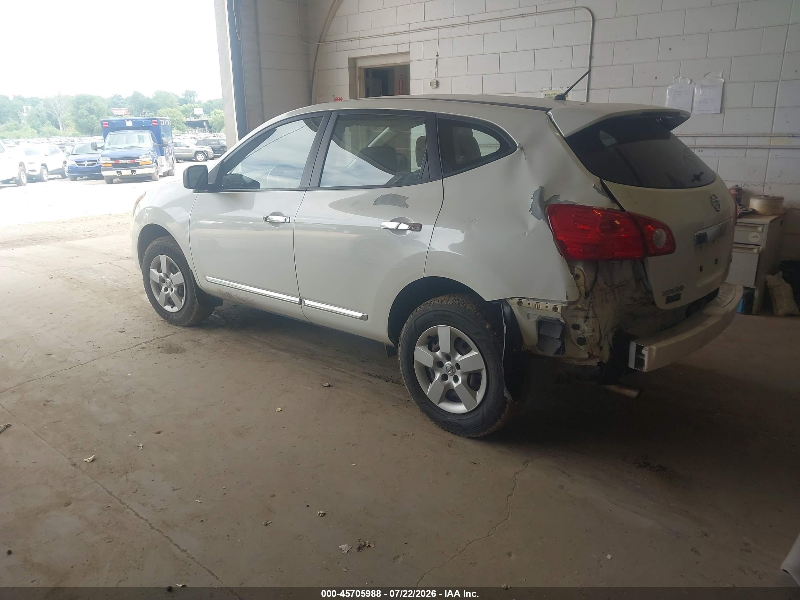 2015 Nissan Rogue Select S White vin: JN8AS5MV5FW751638