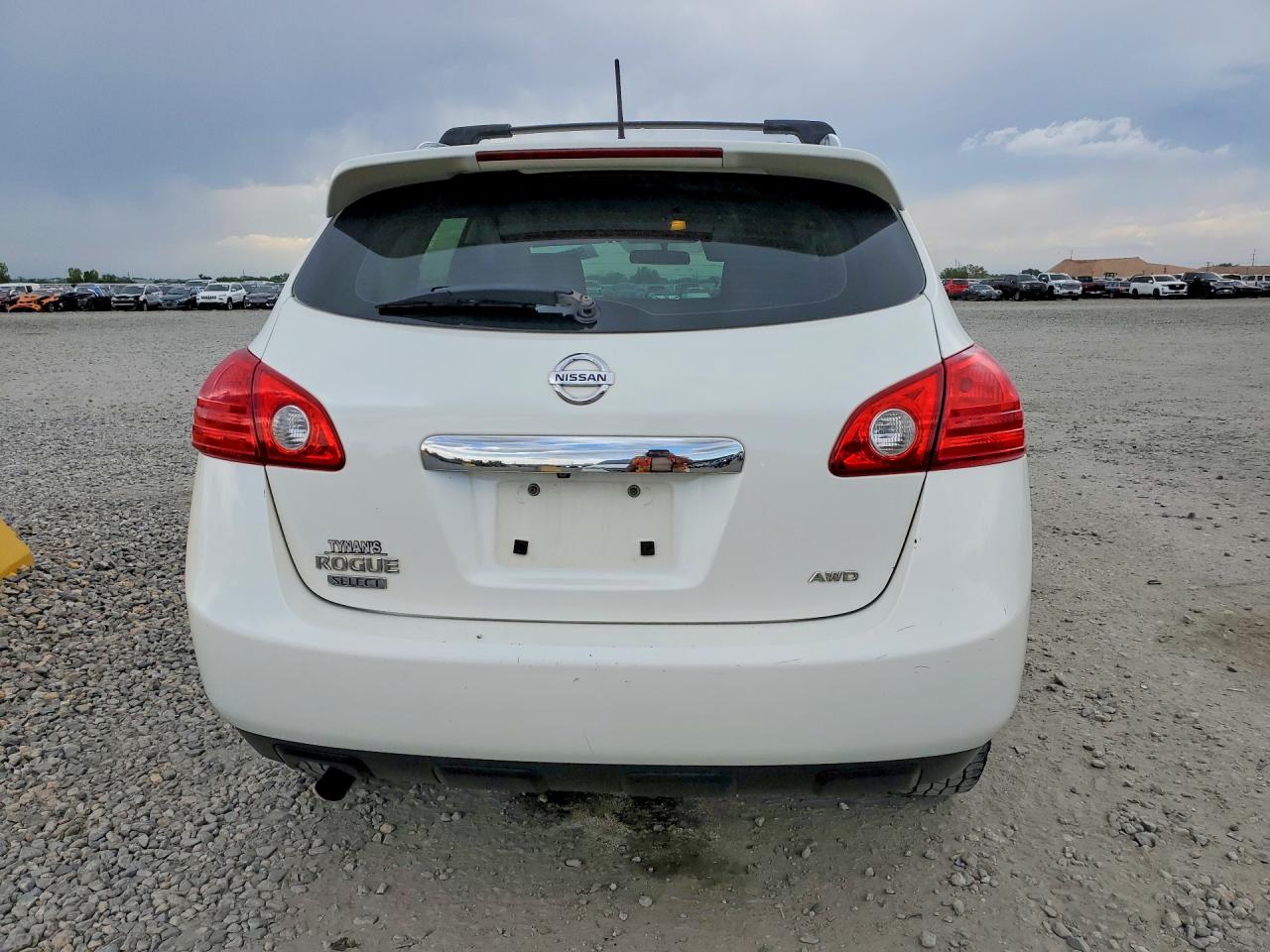 2015 Nissan Rogue Select S White vin: JN8AS5MV5FW752644