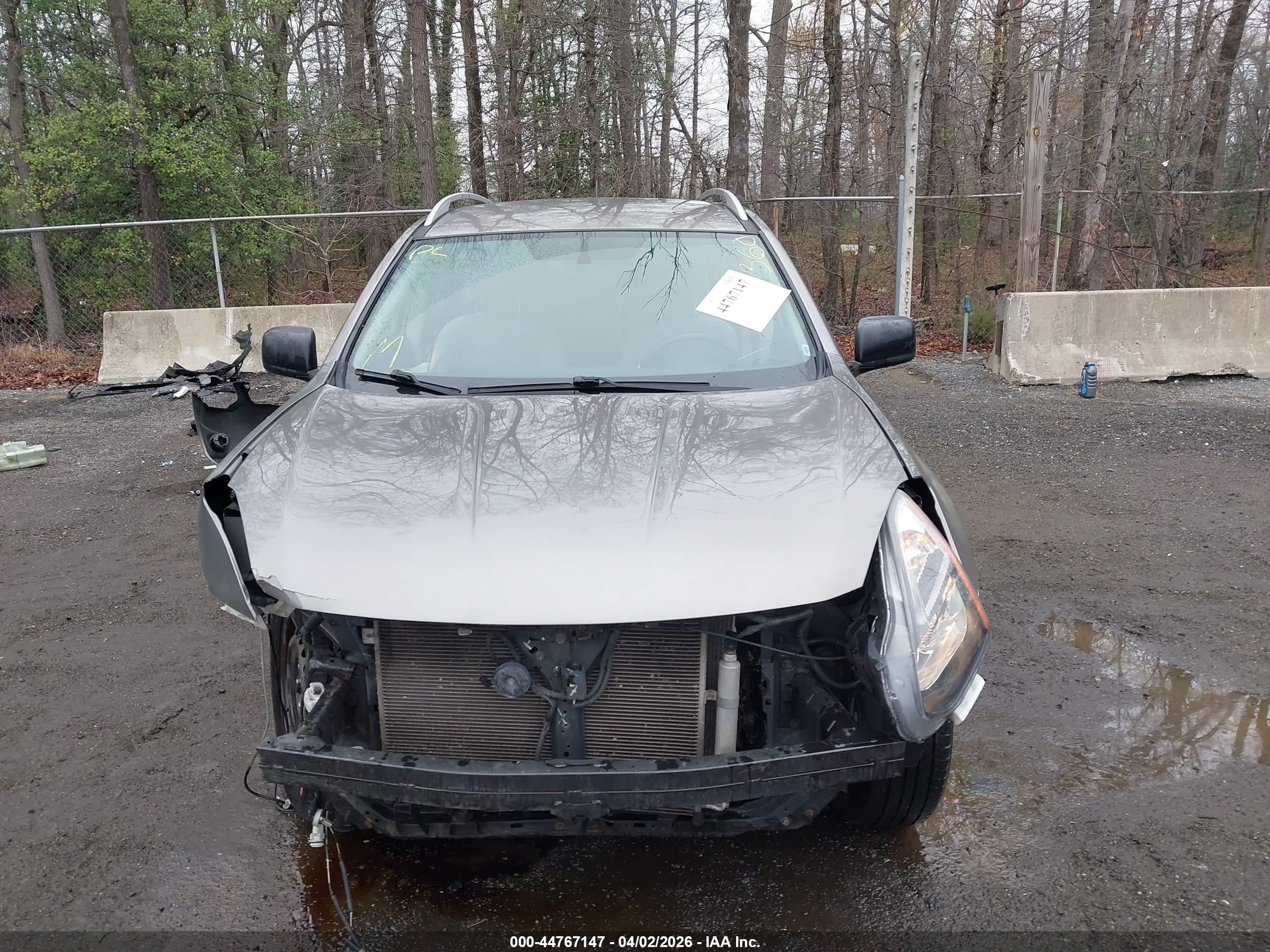 2015 Nissan Rogue Select S Beige vin: JN8AS5MV5FW770366