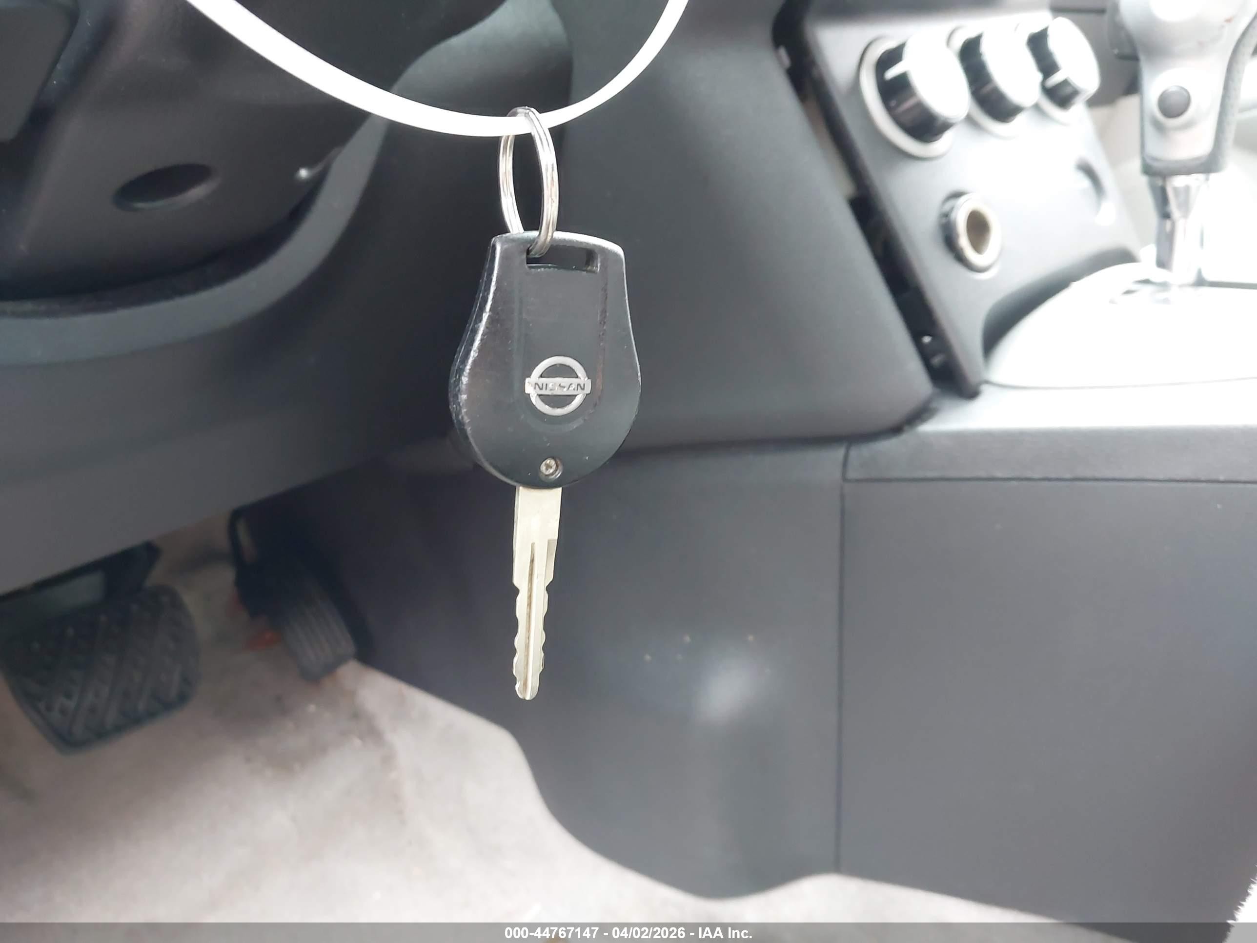 2015 Nissan Rogue Select S Beige vin: JN8AS5MV5FW770366