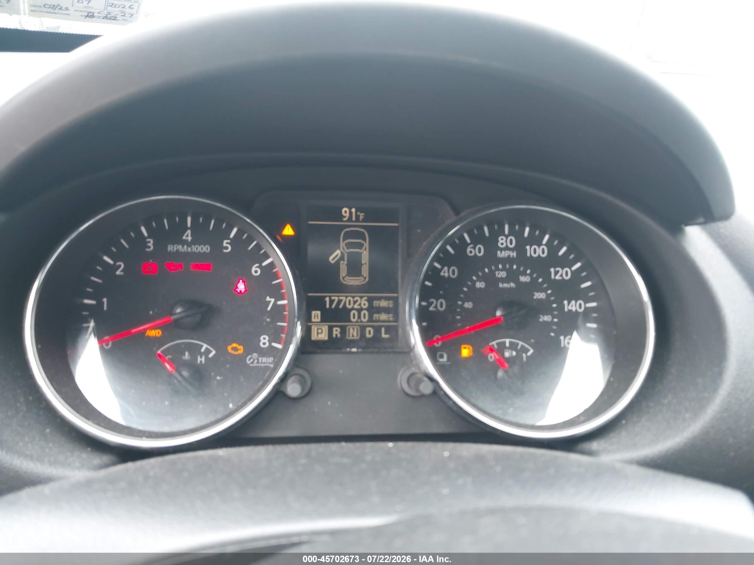 2015 Nissan Rogue Select S Серебряный vin: JN8AS5MV5FW770965