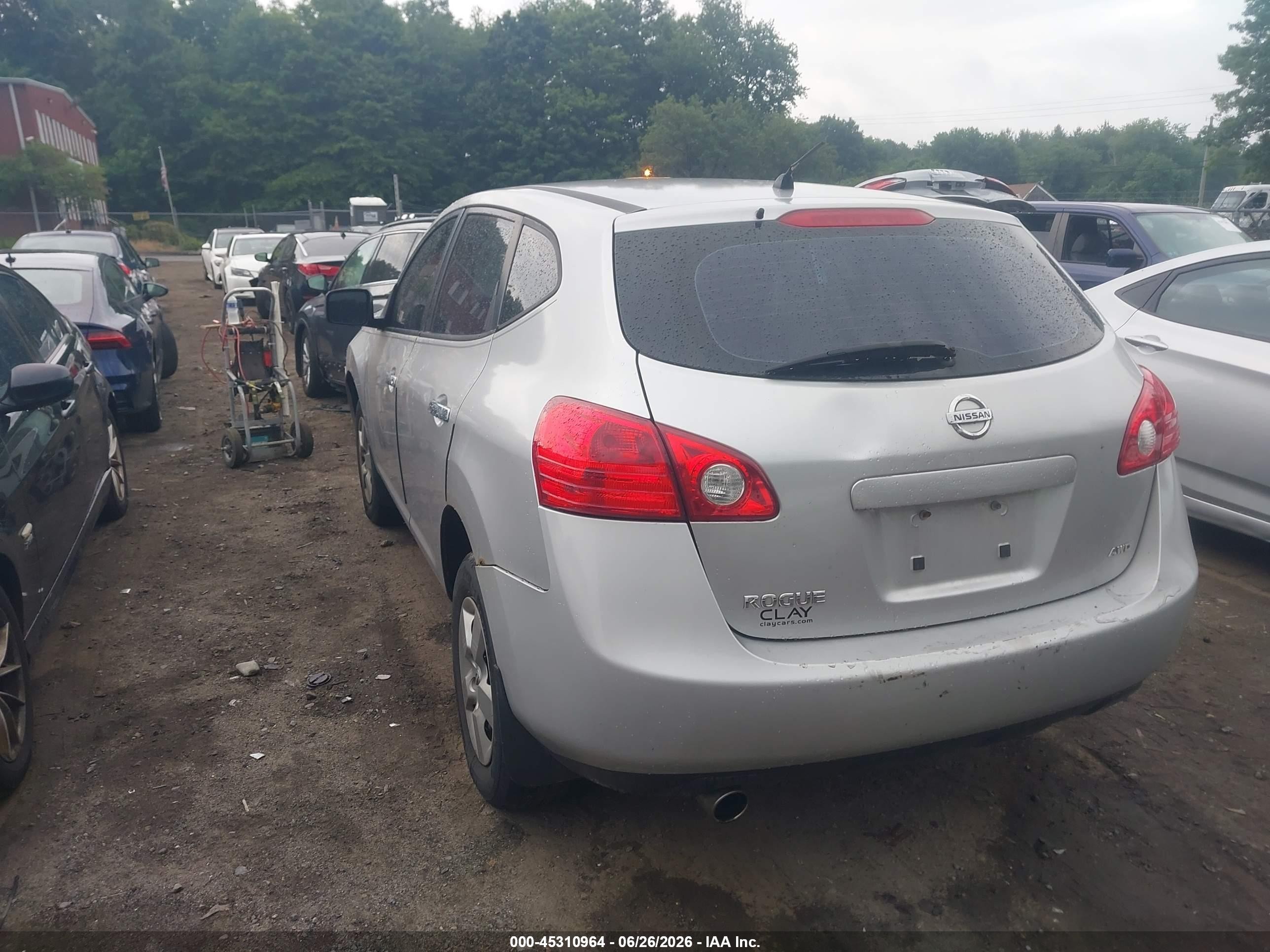 2010 Nissan Rogue S Silver vin: JN8AS5MV6AW111107