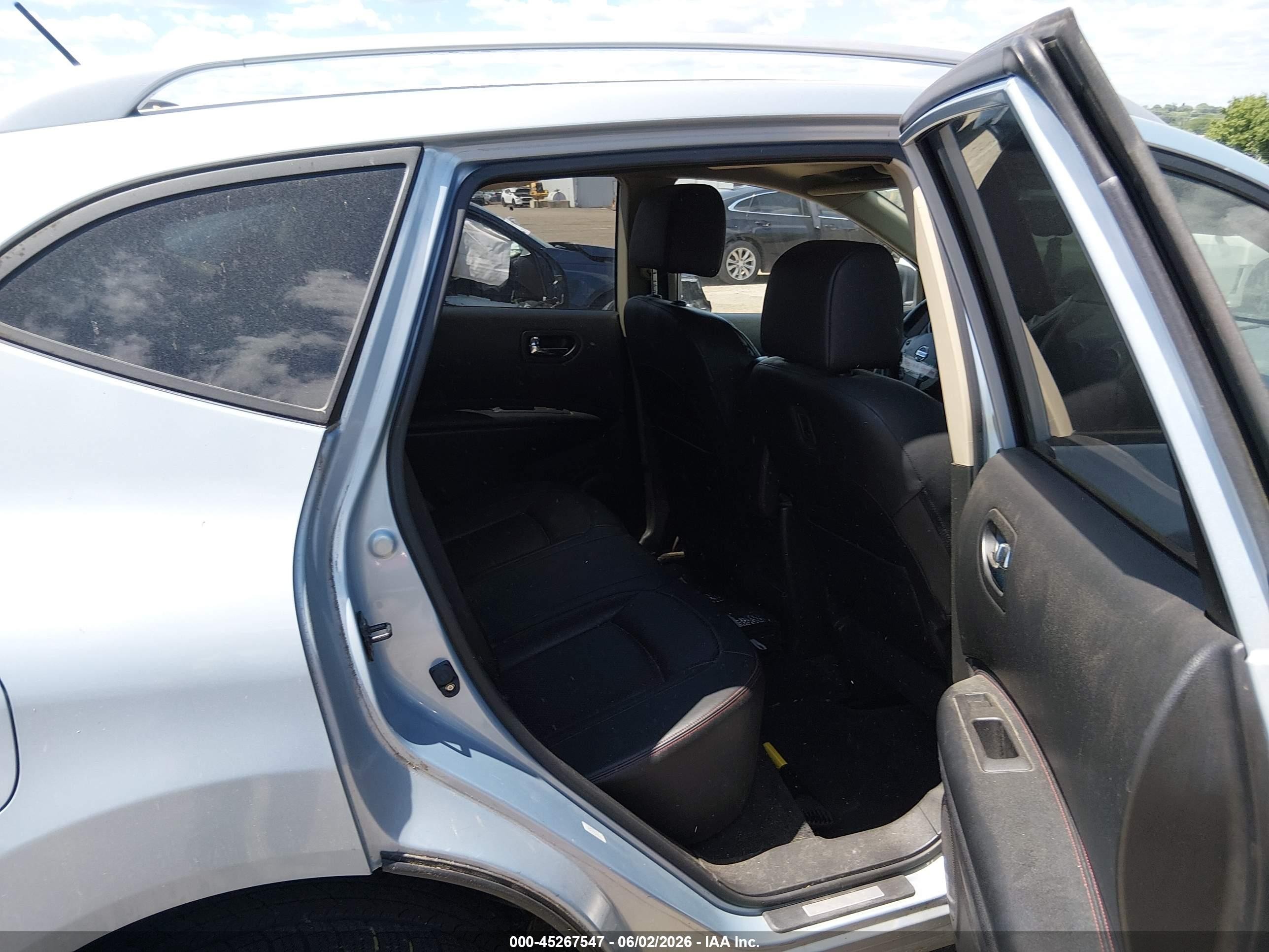 2011 Nissan Rogue Sv Light Blue vin: JN8AS5MV6BW252289