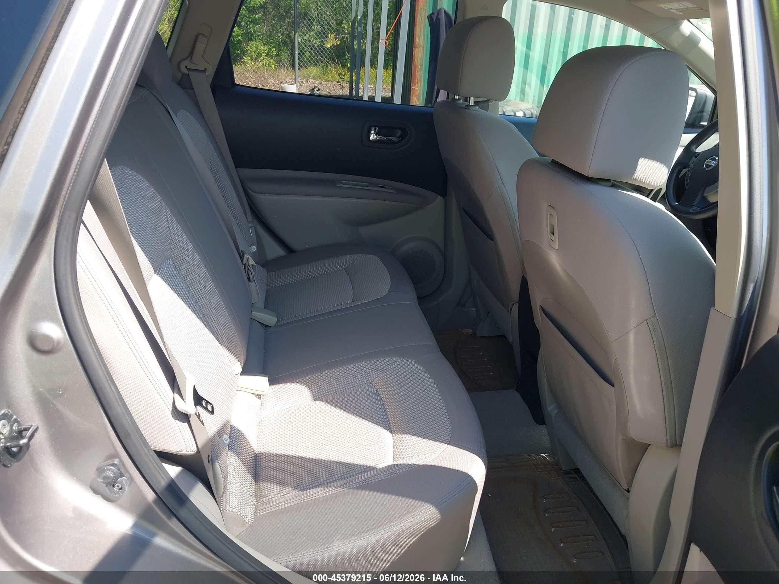 2011 Nissan Rogue Sv Серебряный vin: JN8AS5MV6BW261803