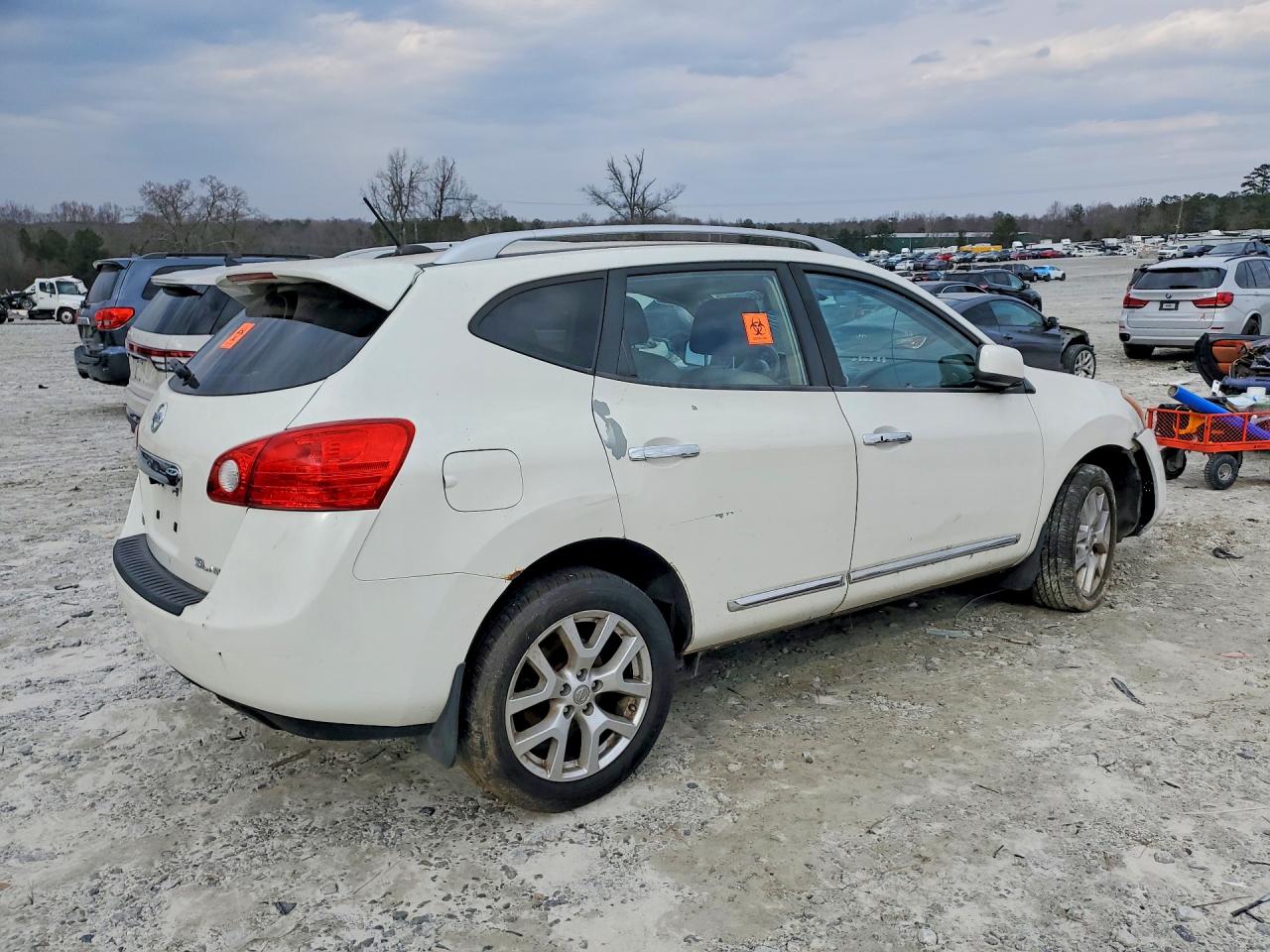 2011 Nissan Rogue S White vin: JN8AS5MV6BW263583