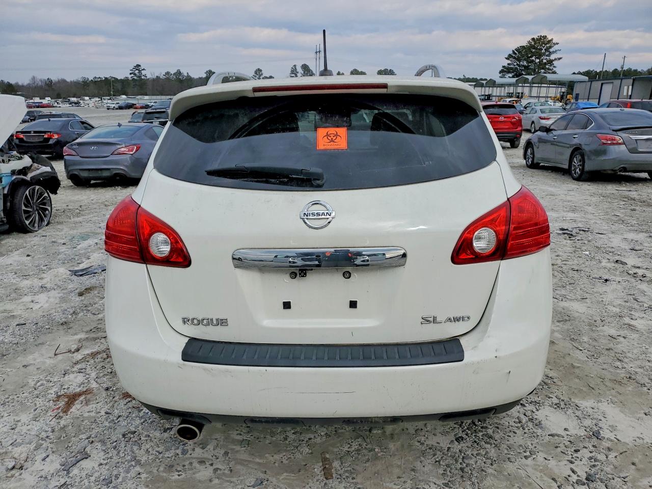 2011 Nissan Rogue S White vin: JN8AS5MV6BW263583
