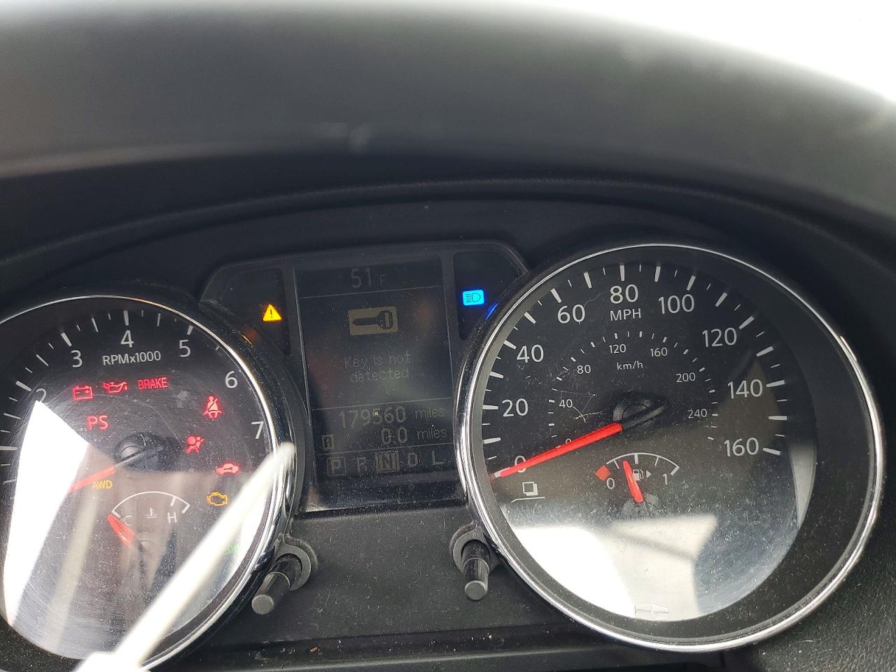 2011 Nissan Rogue S White vin: JN8AS5MV6BW263583