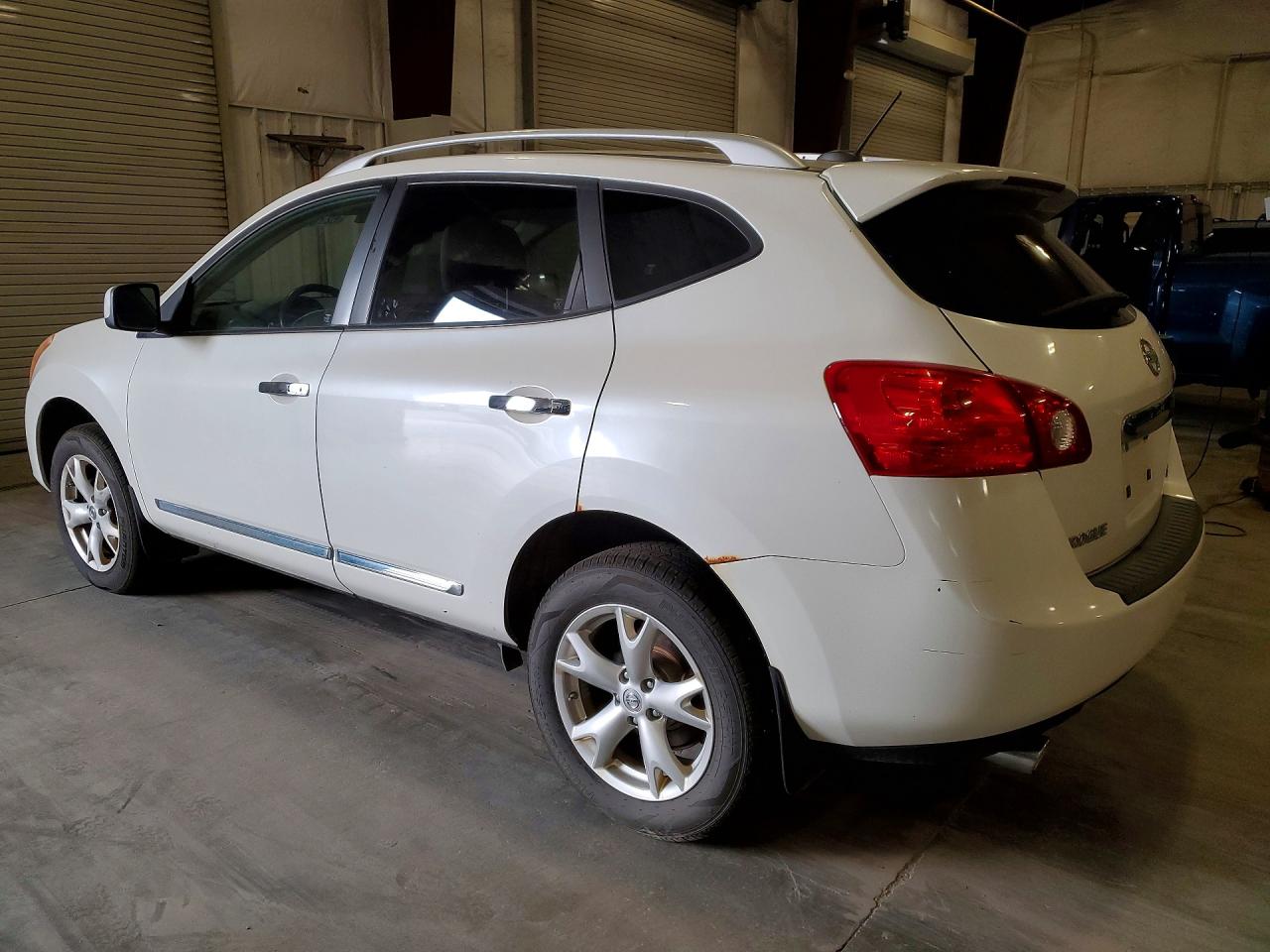 2011 Nissan Rogue S Белый vin: JN8AS5MV6BW266547