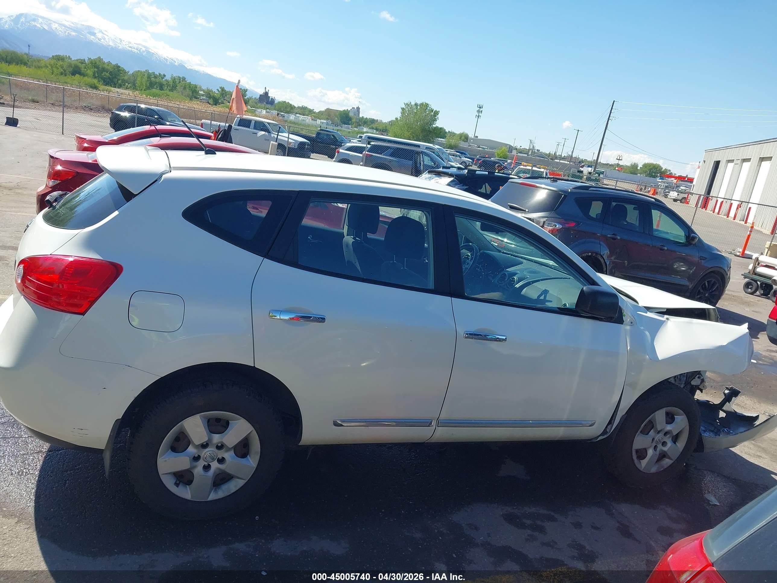 2011 Nissan Rogue S White vin: JN8AS5MV6BW274566