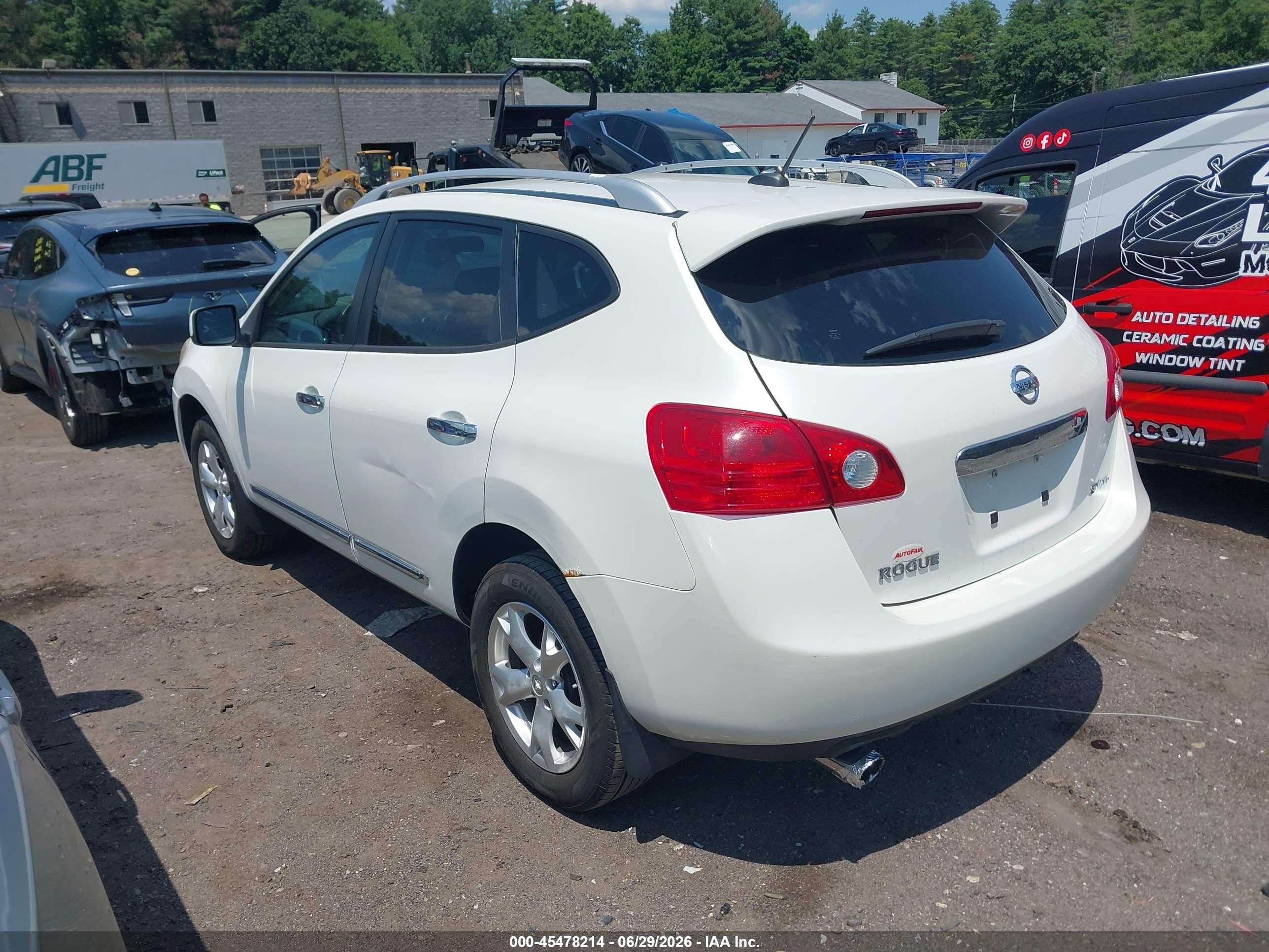 2011 Nissan Rogue Sv Белый vin: JN8AS5MV6BW281291