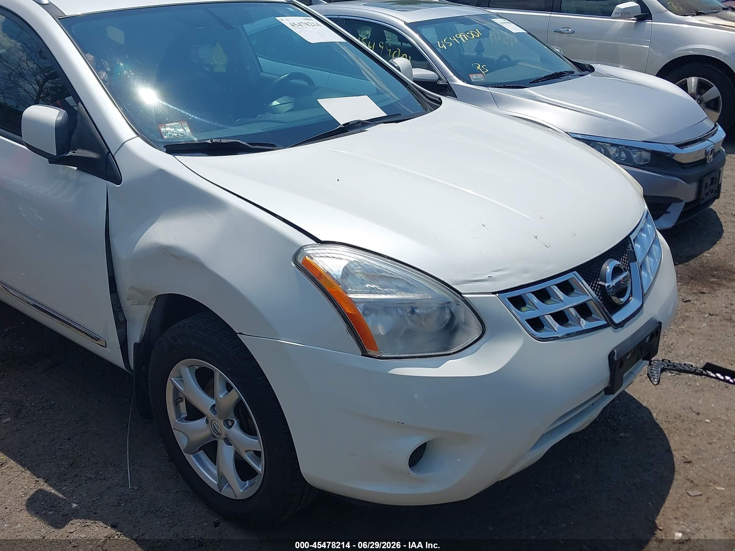 2011 Nissan Rogue Sv Белый vin: JN8AS5MV6BW281291