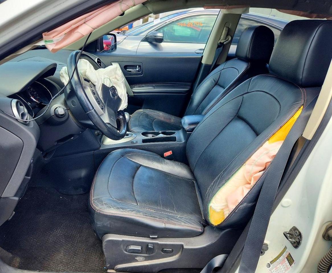 2011 Nissan Rogue S/sv/krom White vin: JN8AS5MV6BW302172