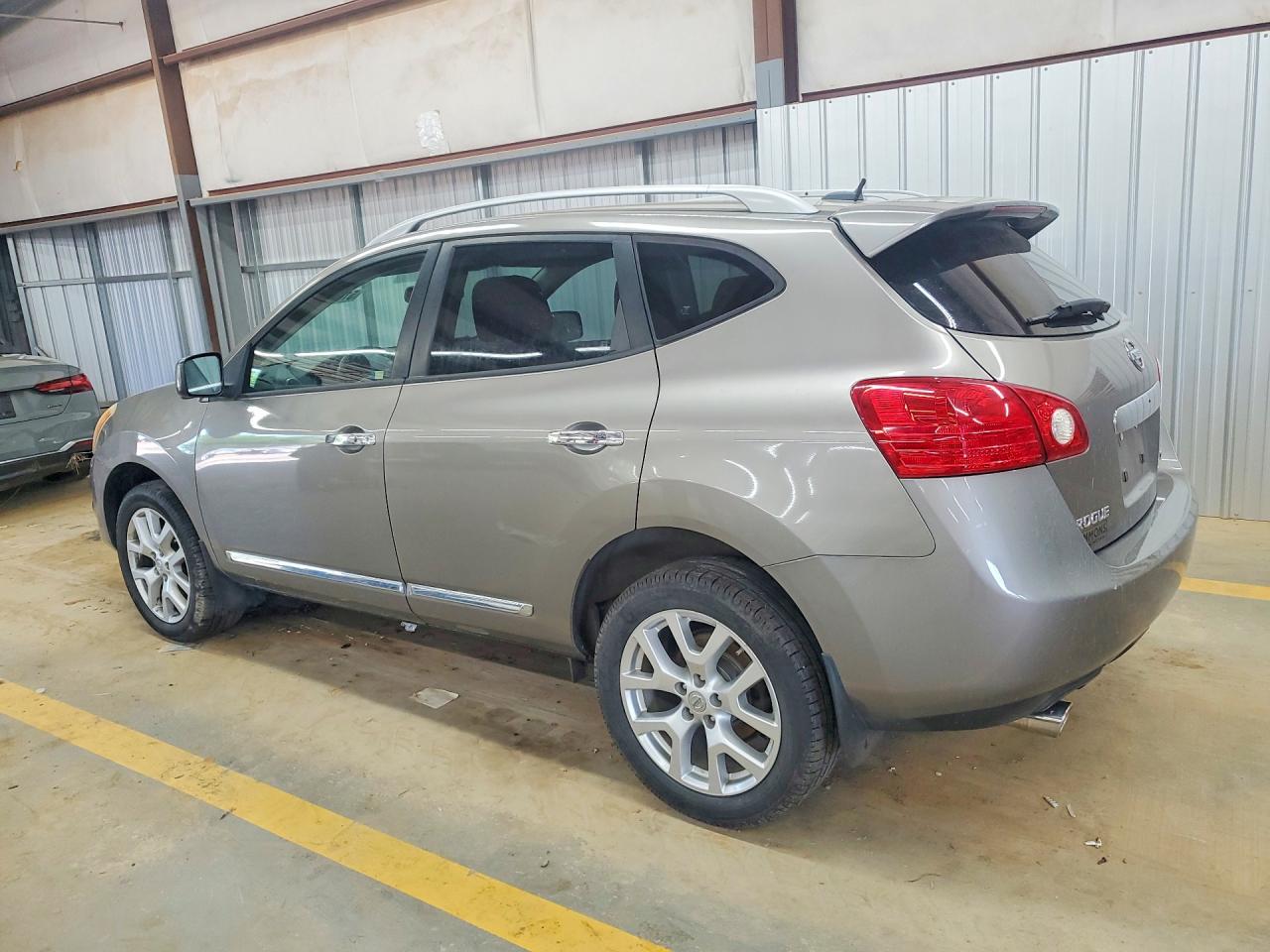 2012 Nissan Rogue S Silver vin: JN8AS5MV6CW399598