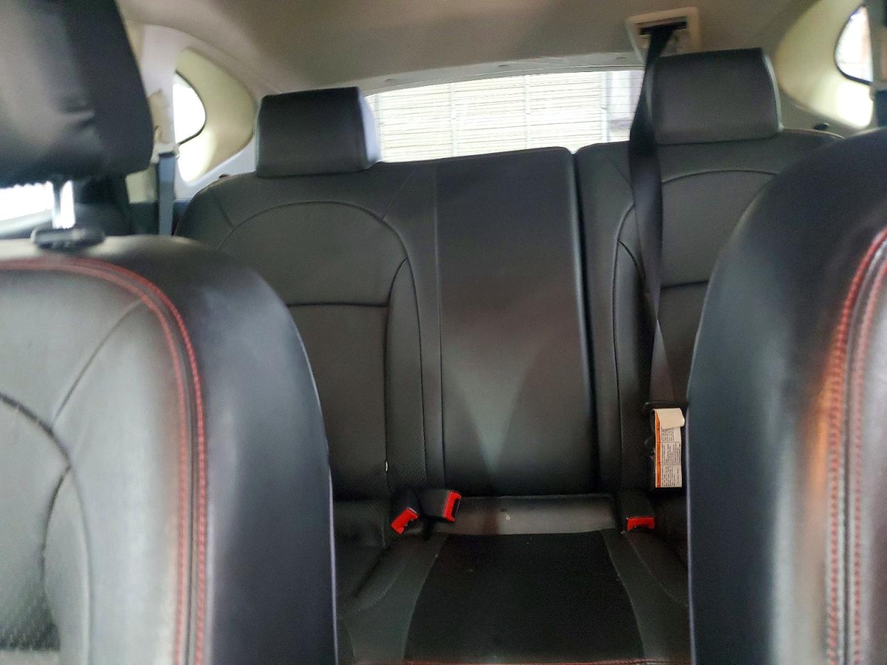 2012 Nissan Rogue S Silver vin: JN8AS5MV6CW399598