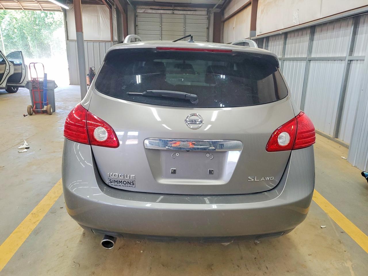 2012 Nissan Rogue S Silver vin: JN8AS5MV6CW399598