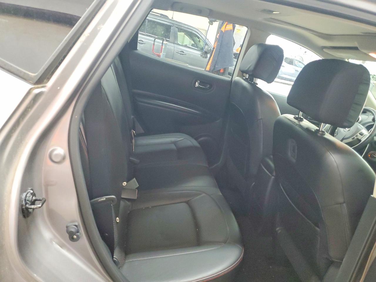 2012 Nissan Rogue S Silver vin: JN8AS5MV6CW399598