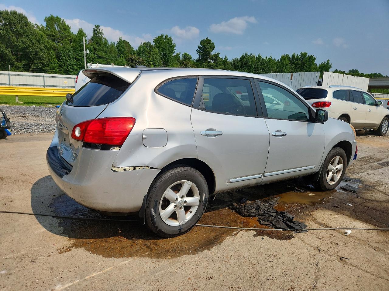 2012 Nissan Rogue S Silver vin: JN8AS5MV6CW408218