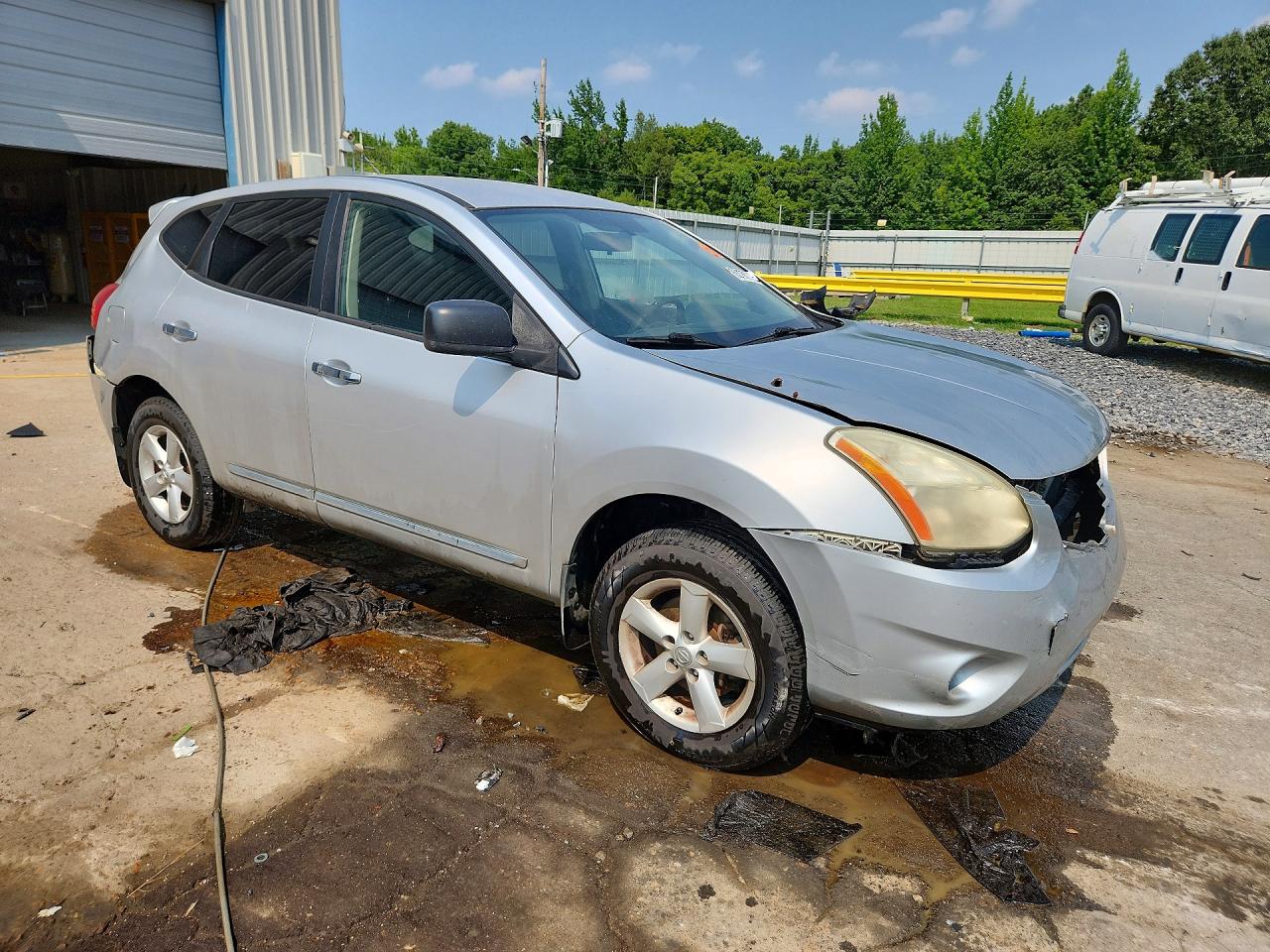 2012 Nissan Rogue S Silver vin: JN8AS5MV6CW408218