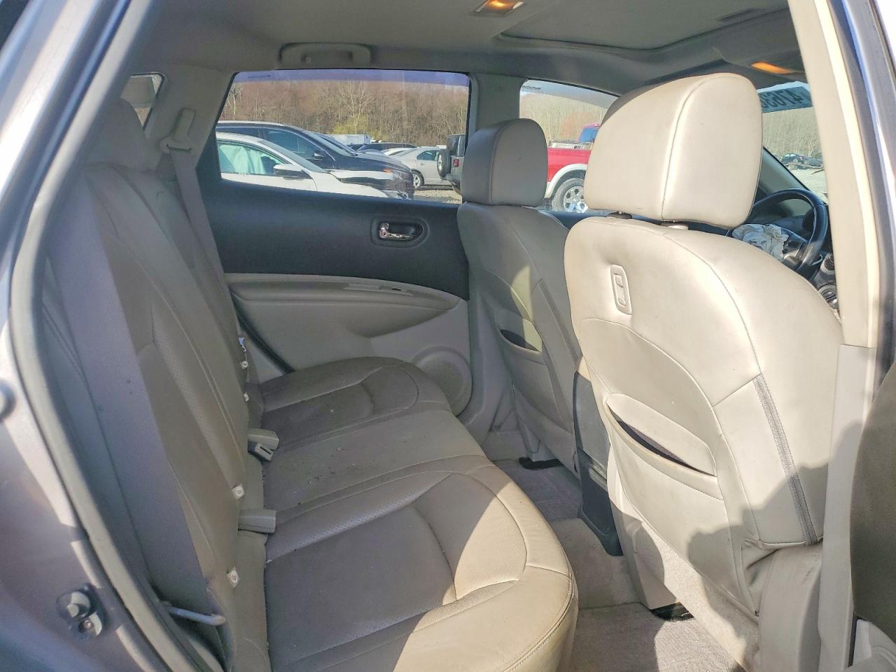 2012 Nissan Rogue S Tan vin: JN8AS5MV6CW411104