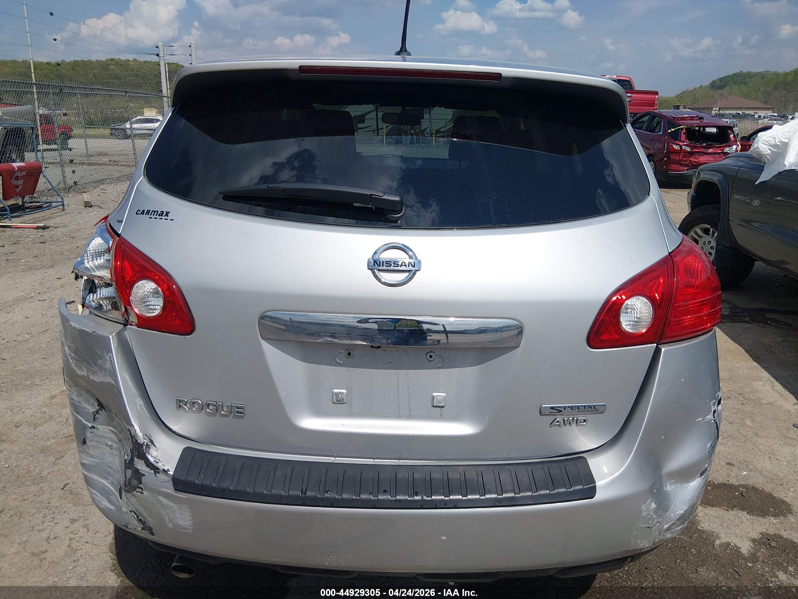 2012 Nissan Rogue S Silver vin: JN8AS5MV6CW714786