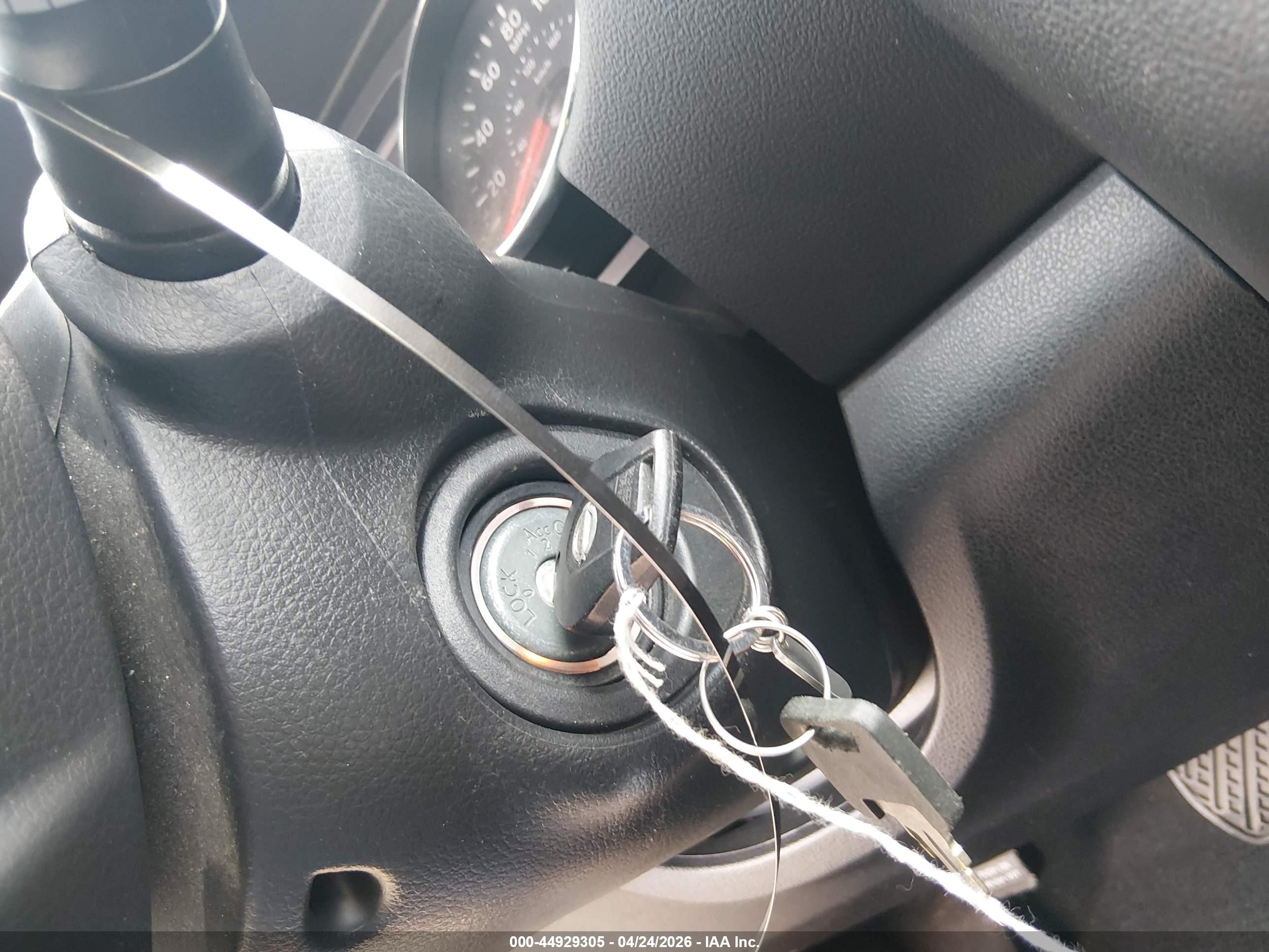 2012 Nissan Rogue S Silver vin: JN8AS5MV6CW714786