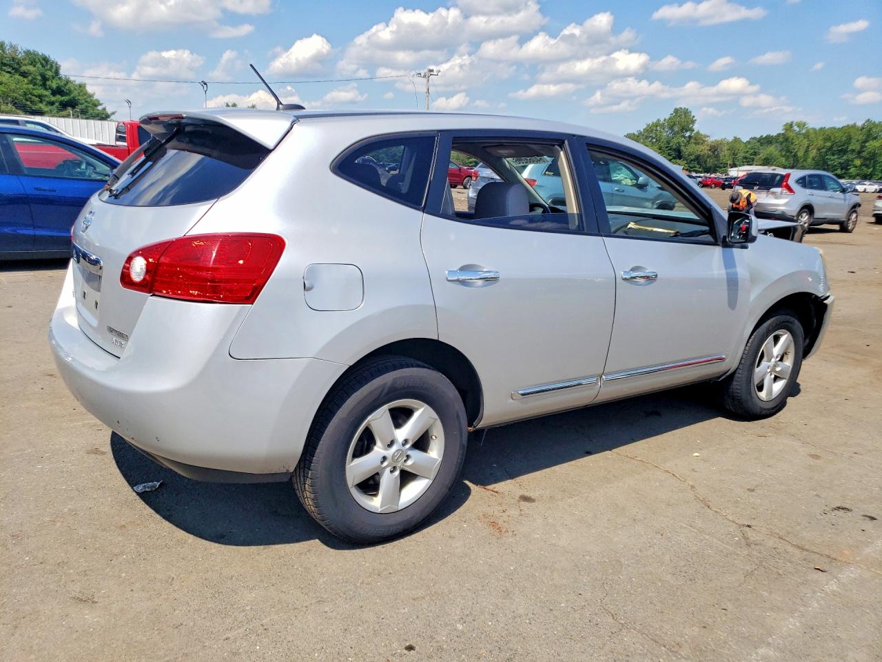 2013 Nissan Rogue S Silver vin: JN8AS5MV6DW116893