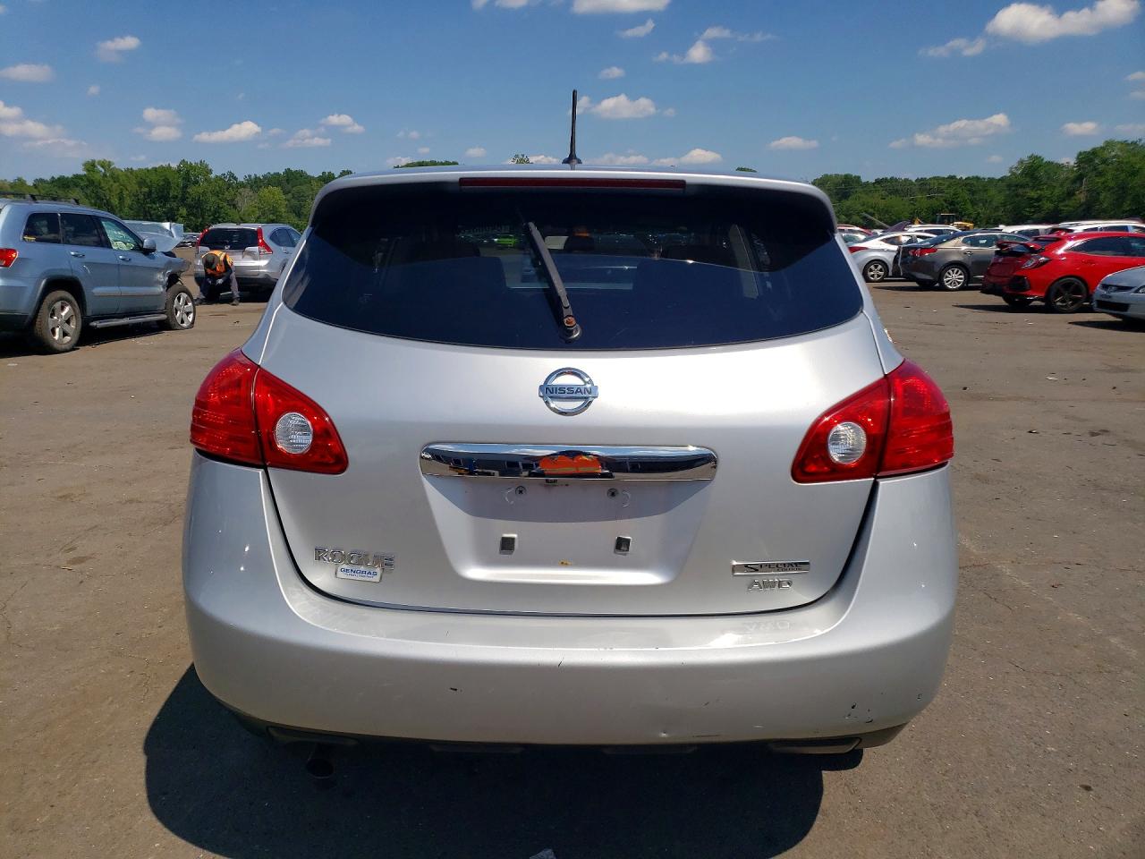 2013 Nissan Rogue S Silver vin: JN8AS5MV6DW116893