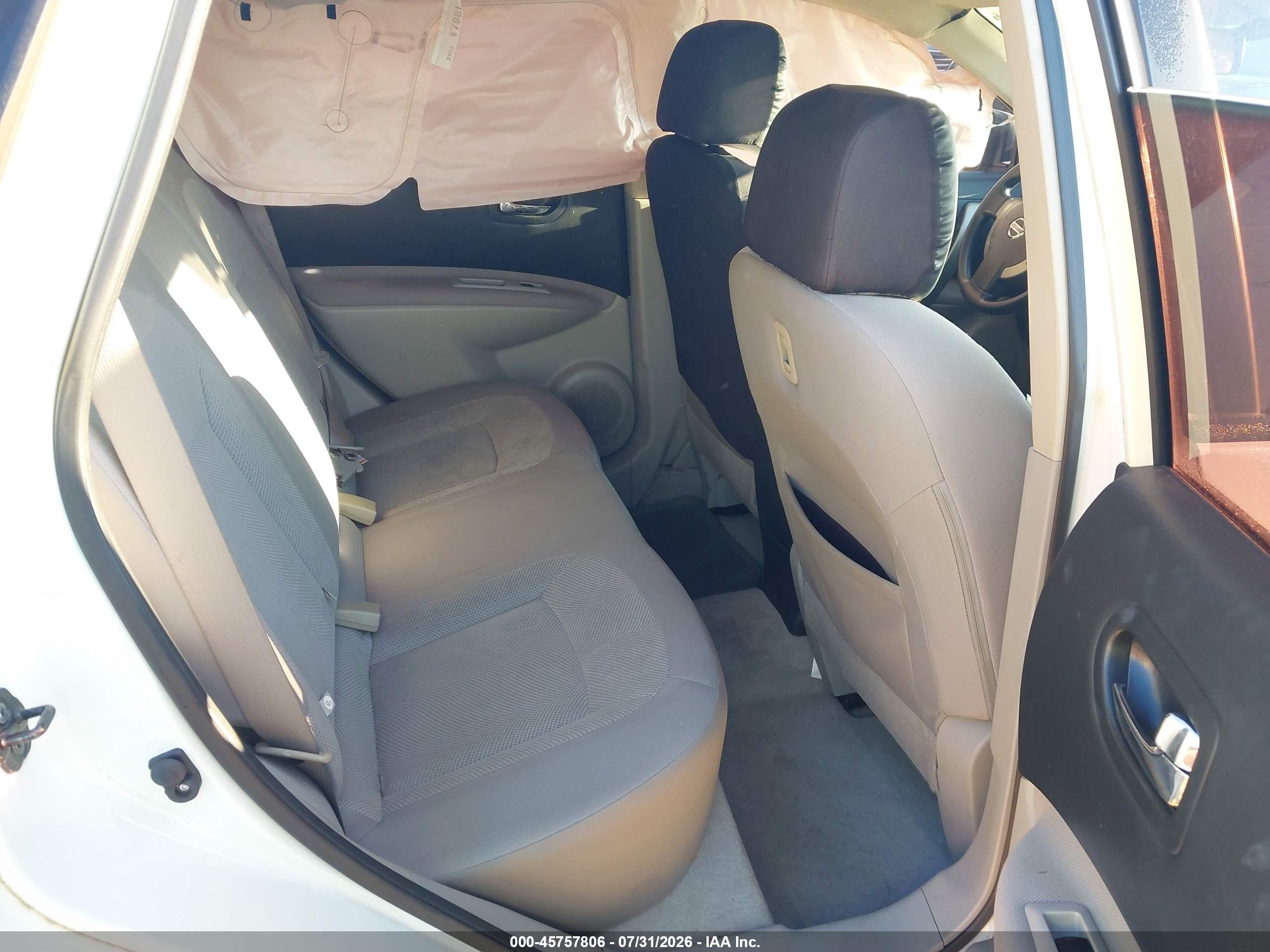 2013 Nissan Rogue S White vin: JN8AS5MV6DW122645