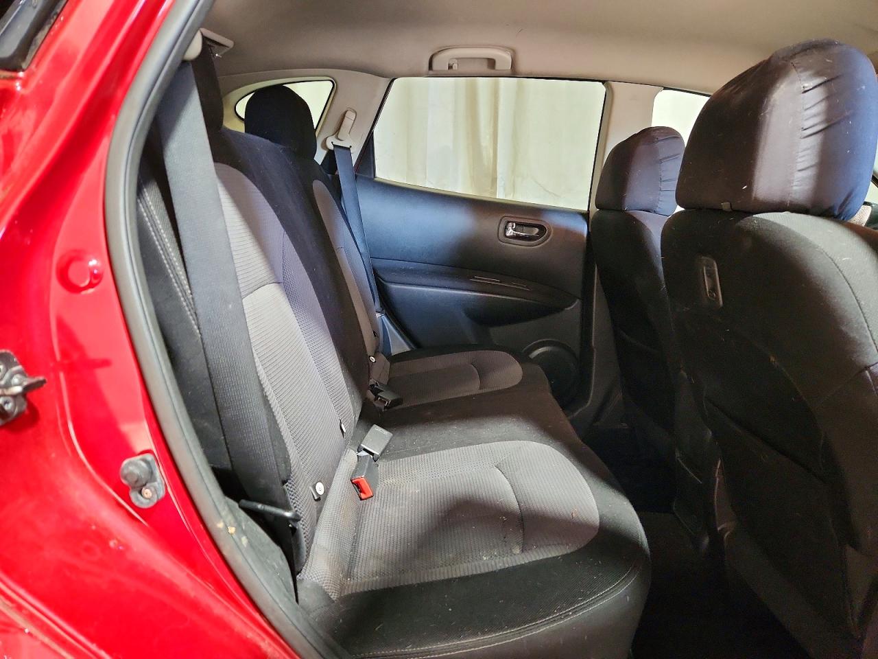 2013 Nissan Rogue S Red vin: JN8AS5MV6DW125447