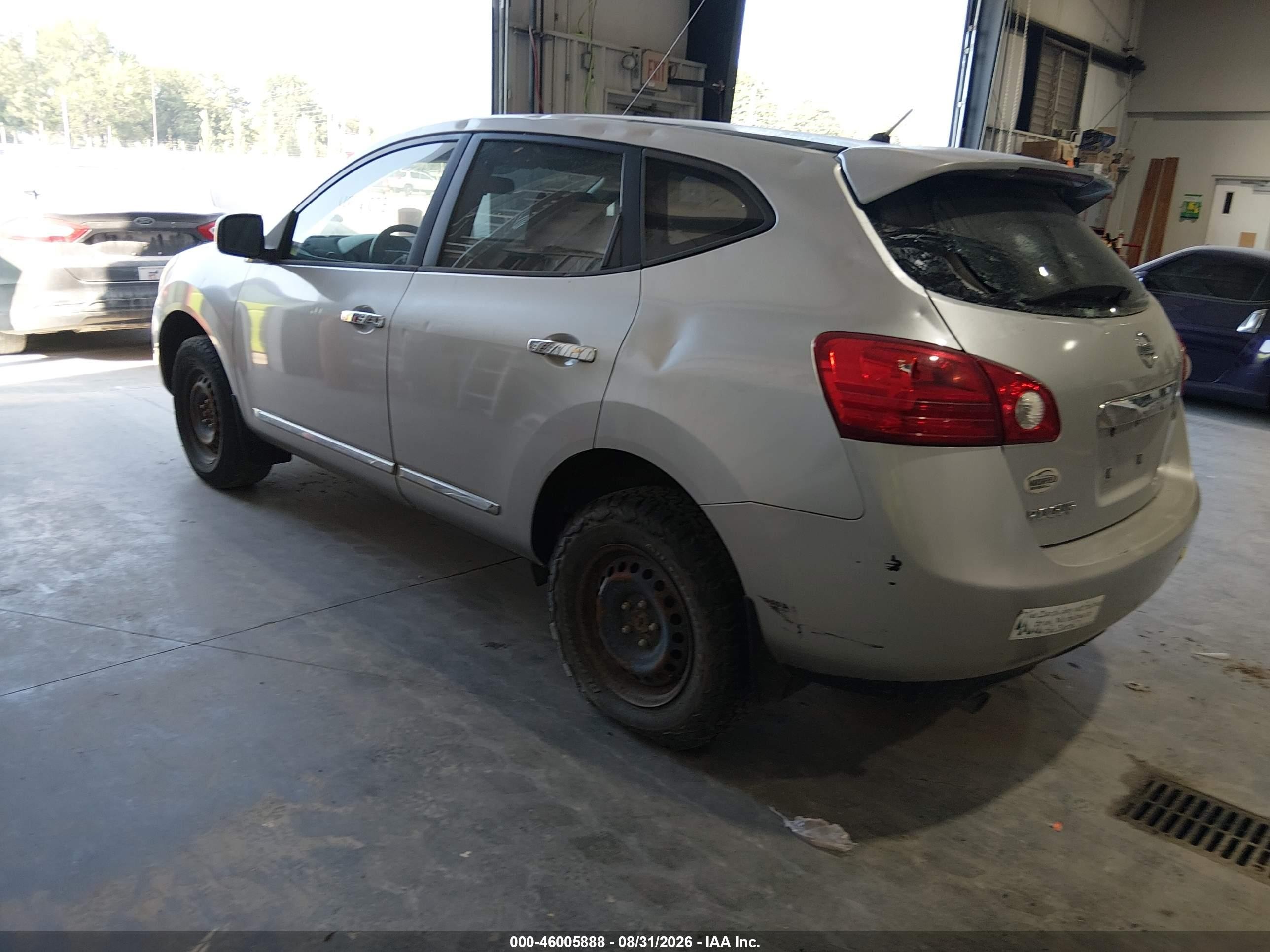 2013 Nissan Rogue S Серебряный vin: JN8AS5MV6DW151255