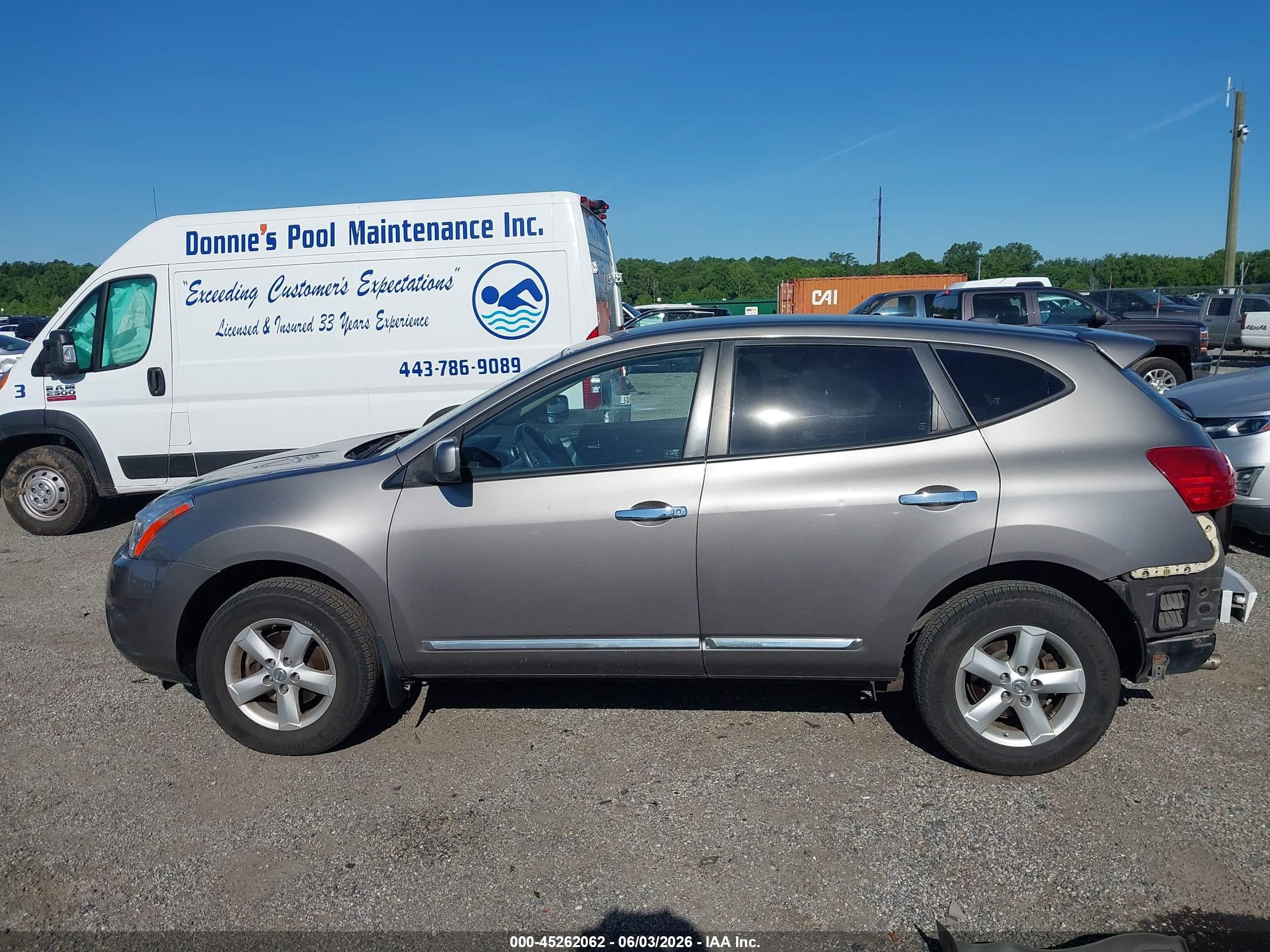 2013 Nissan Rogue S Серый vin: JN8AS5MV6DW600062